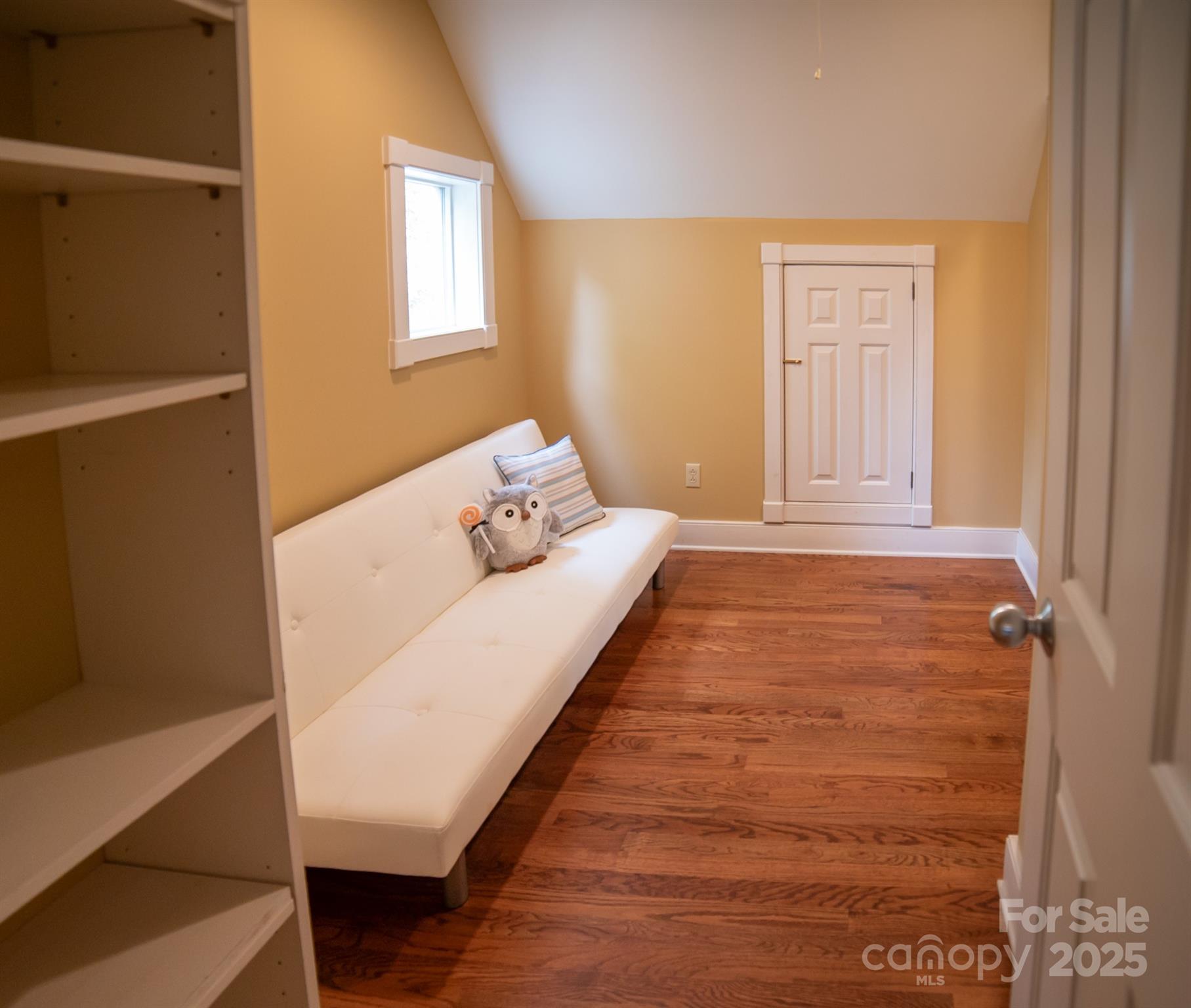 Morganton, North Carolina 28655, United States, 5 Bedrooms Bedrooms, ,5 BathroomsBathrooms,Residential,Active,222446