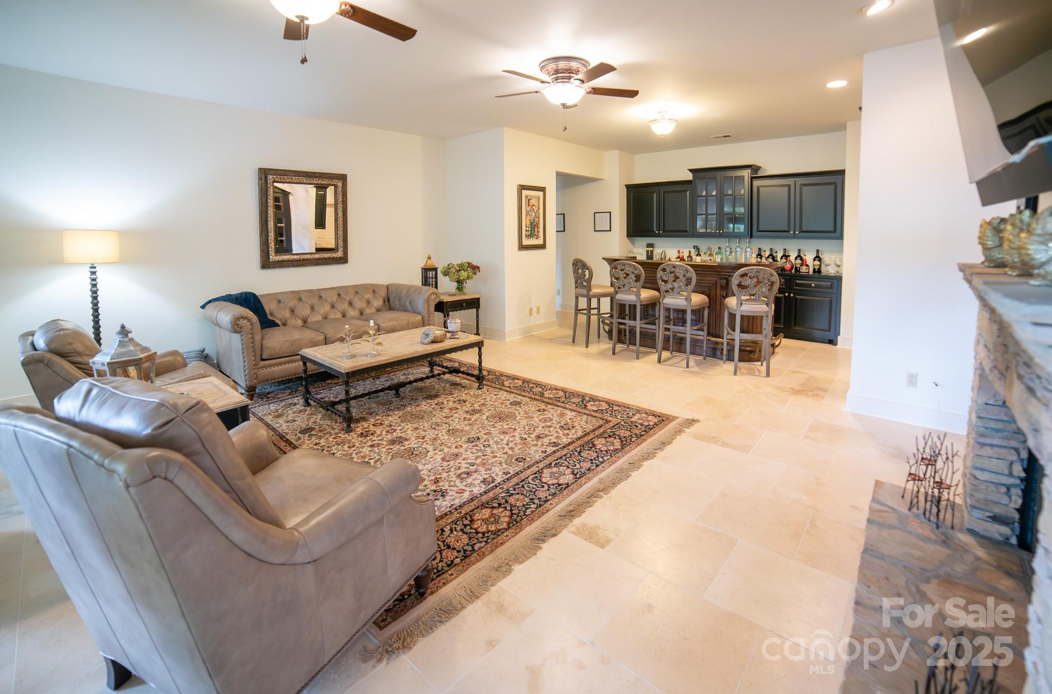 Morganton, North Carolina 28655, United States, 5 Bedrooms Bedrooms, ,5 BathroomsBathrooms,Residential,Active,222446