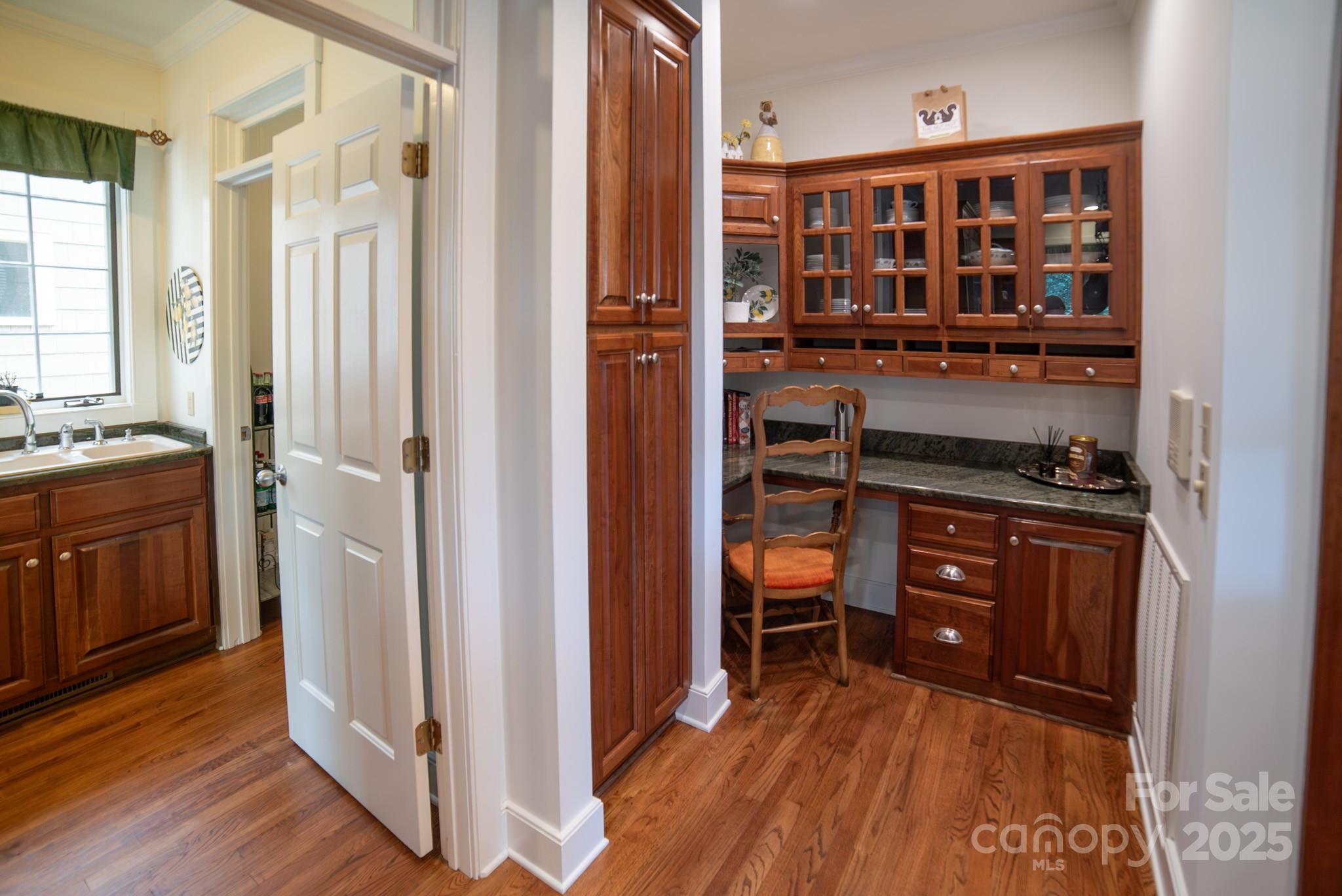 Morganton, North Carolina 28655, United States, 5 Bedrooms Bedrooms, ,5 BathroomsBathrooms,Residential,Active,222446