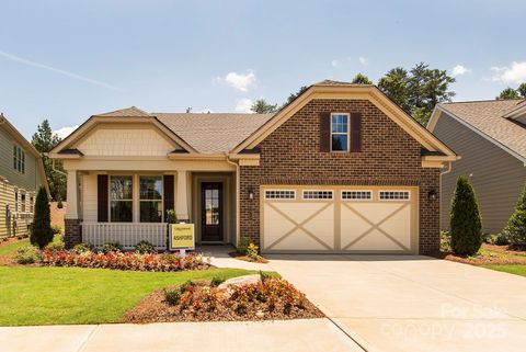 8917 Silver Springs Court Charlotte NC 28215