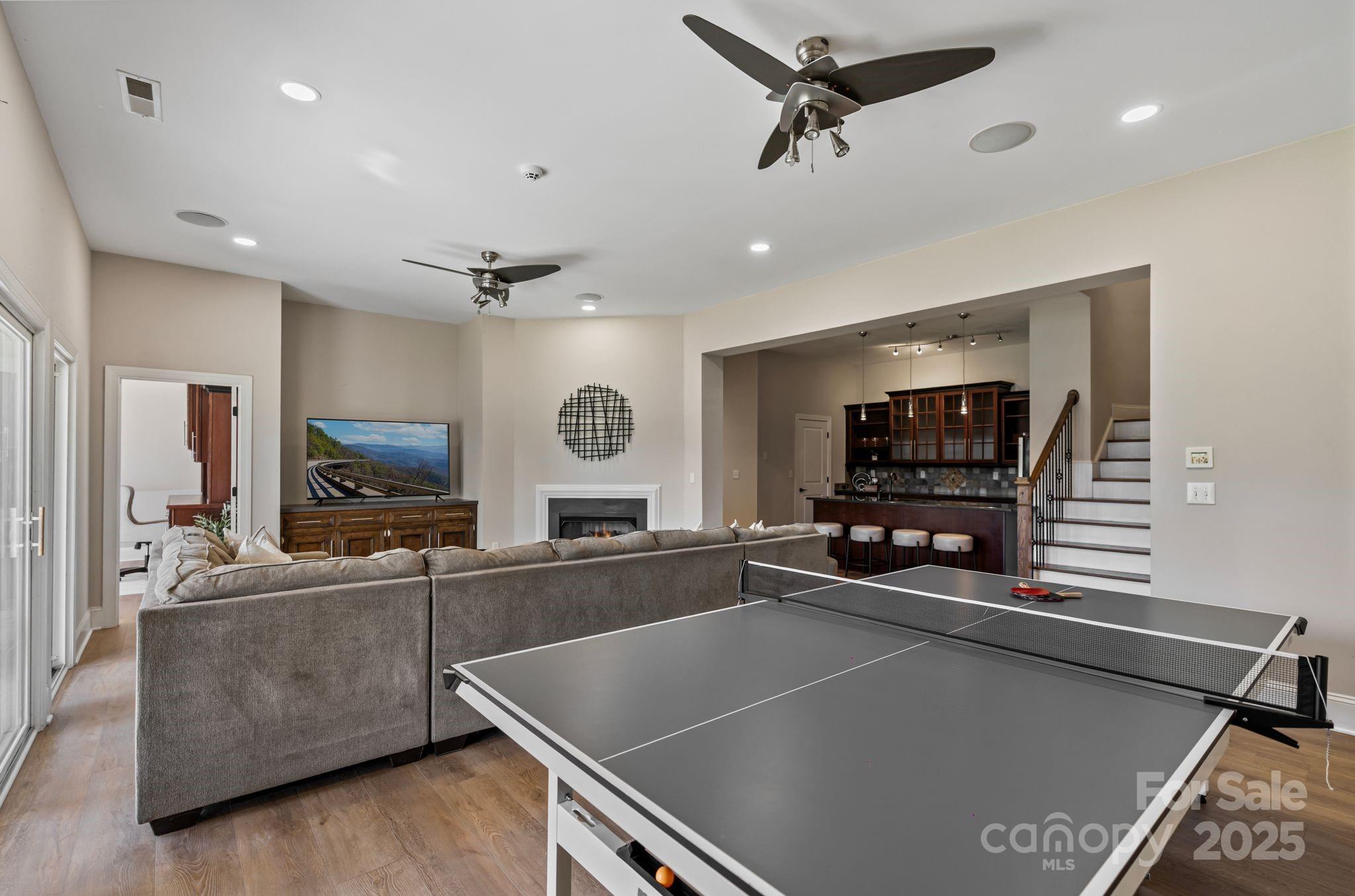 West Bay - Residential