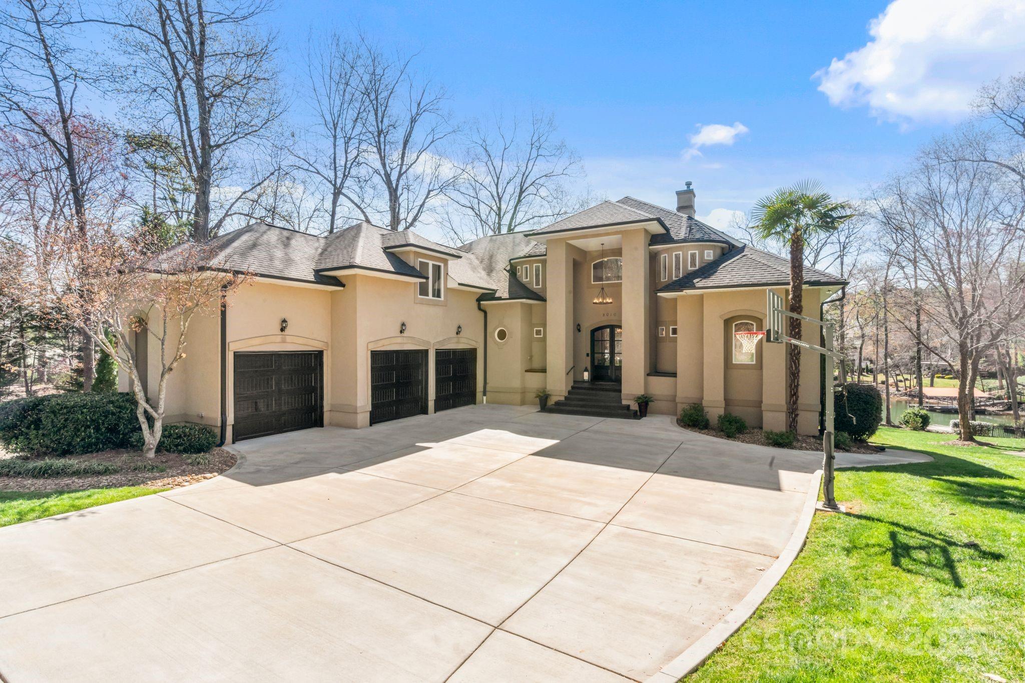 8016 West Bay Drive