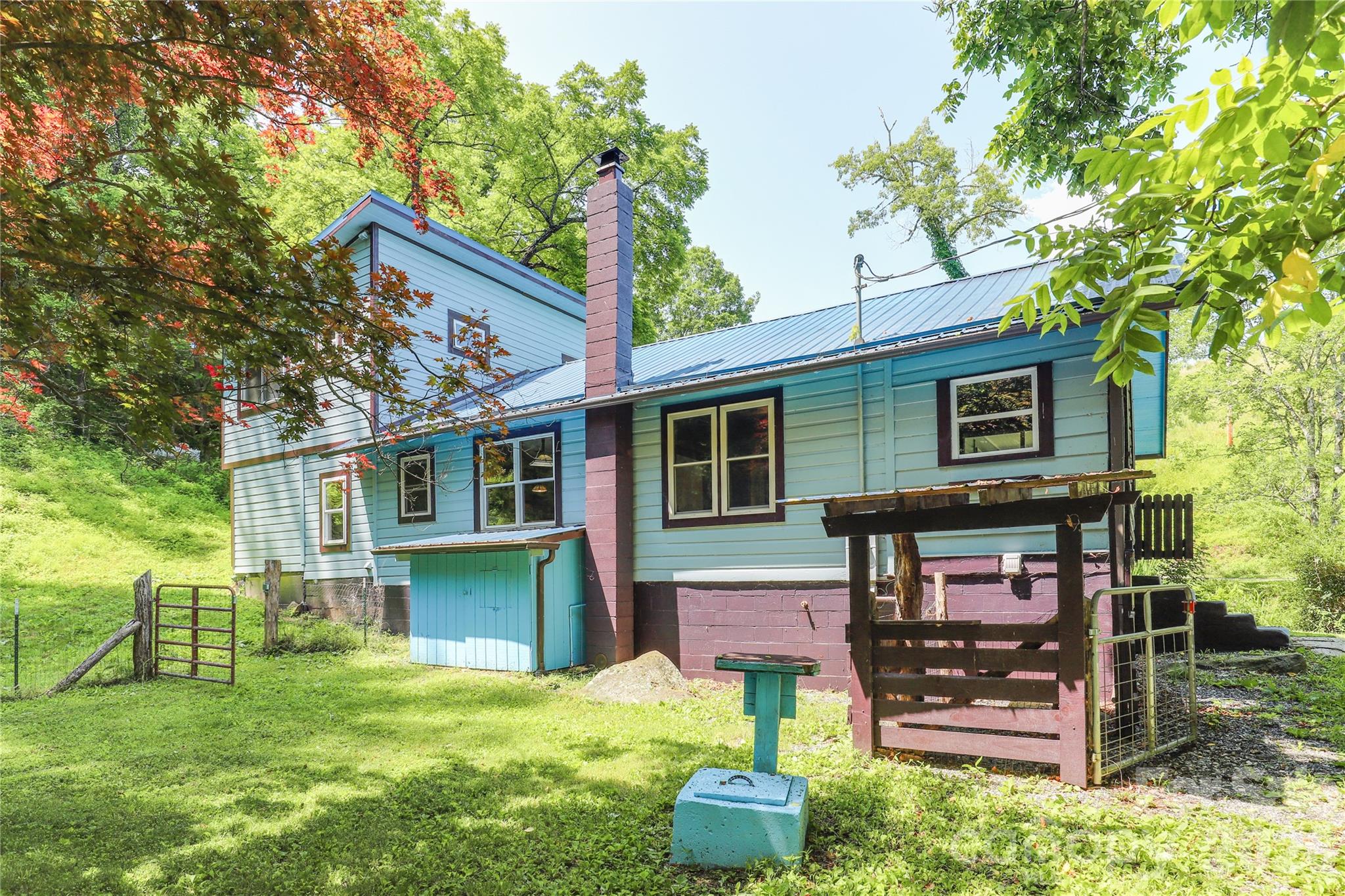 435 Mountain Cove Road