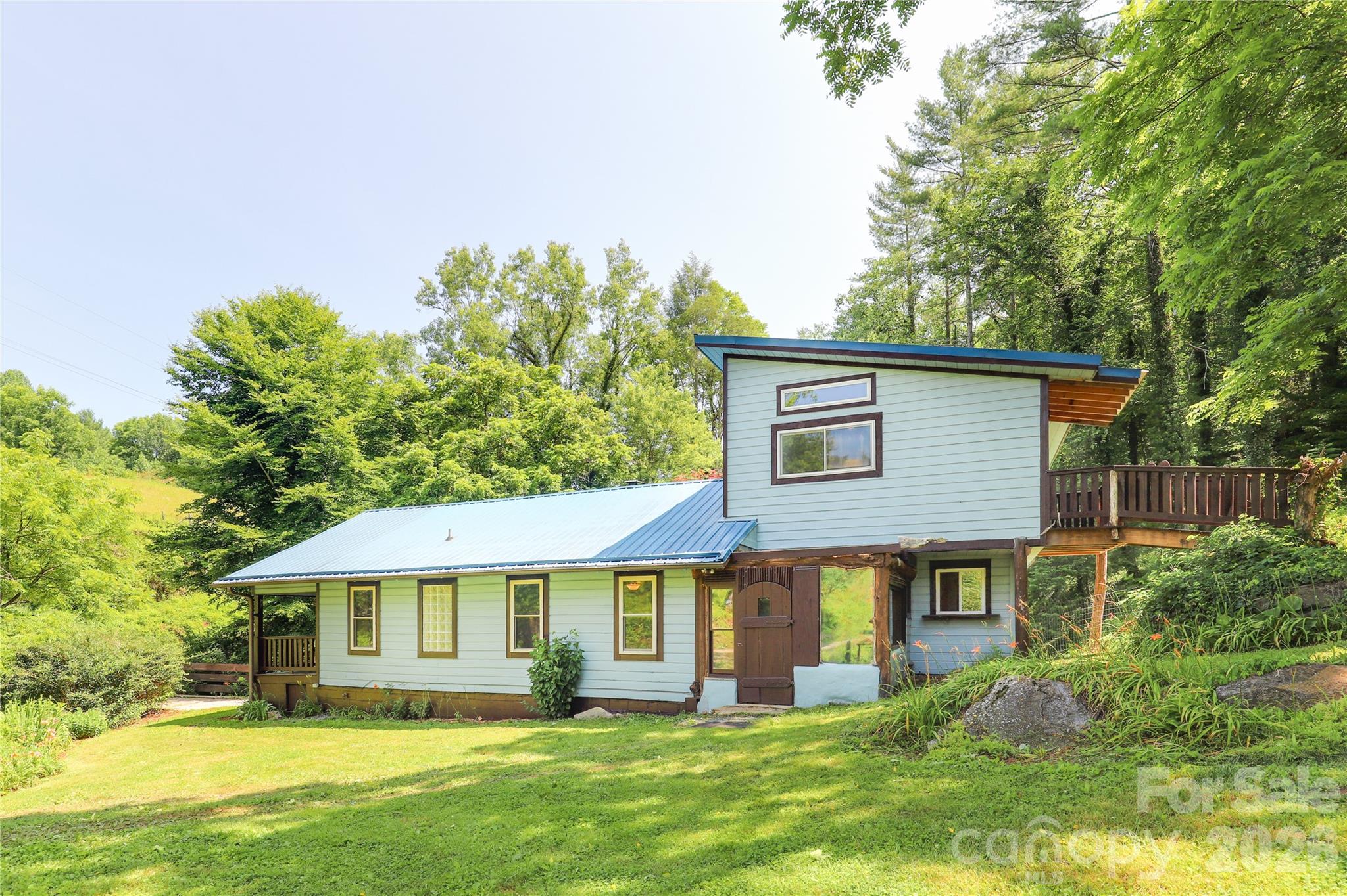 435 Mountain Cove Road