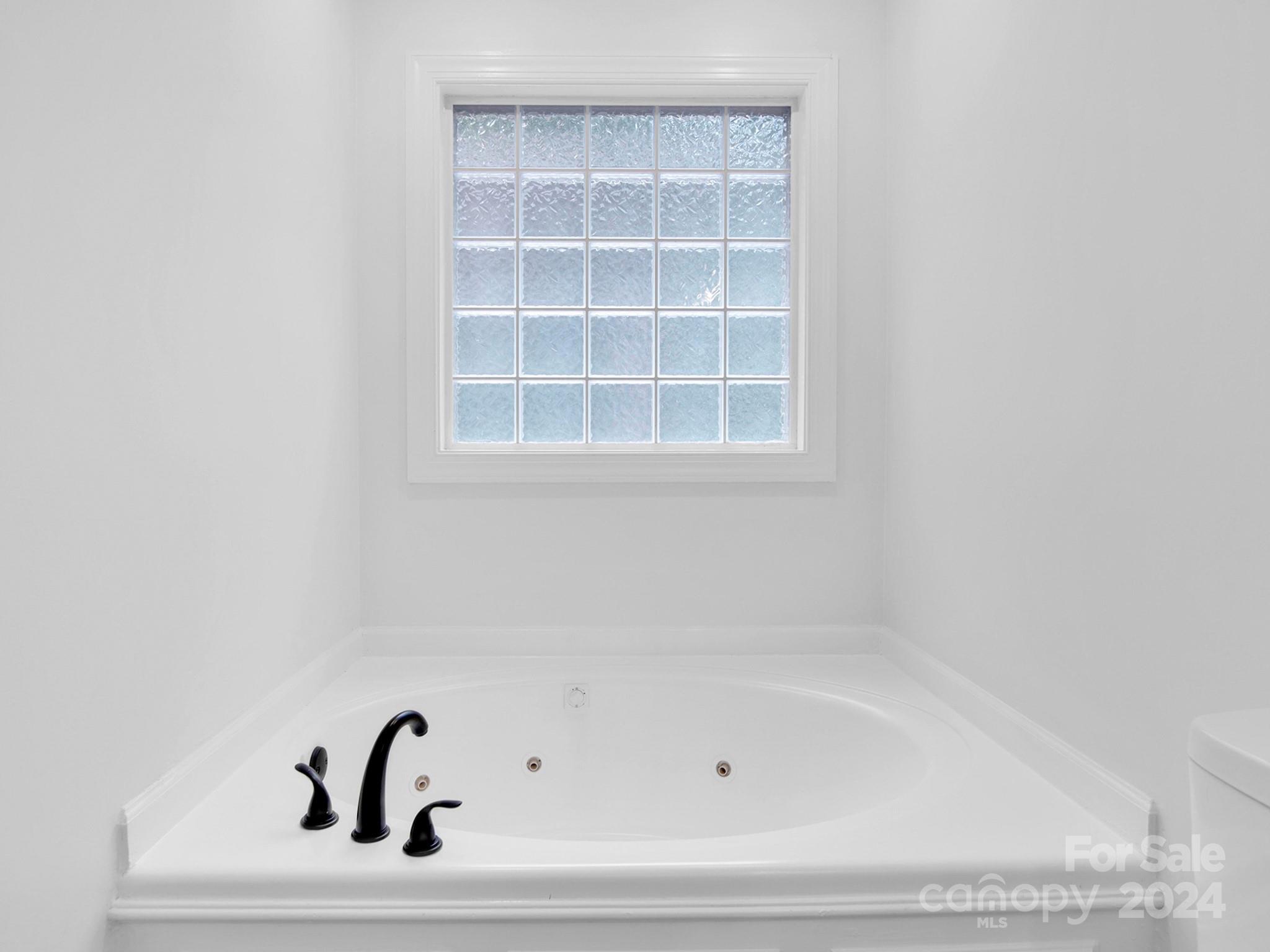 Ragin Estates - Residential