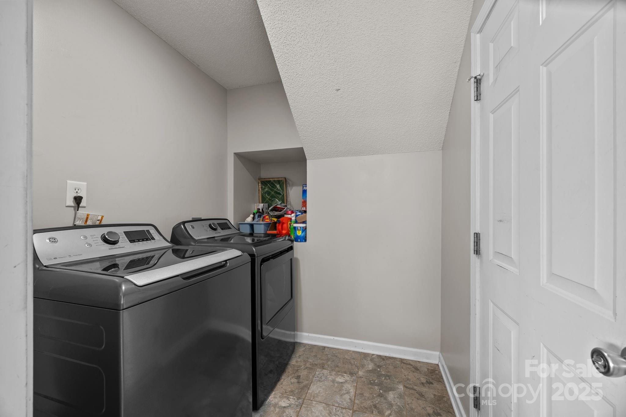 Fox Chase - Residential