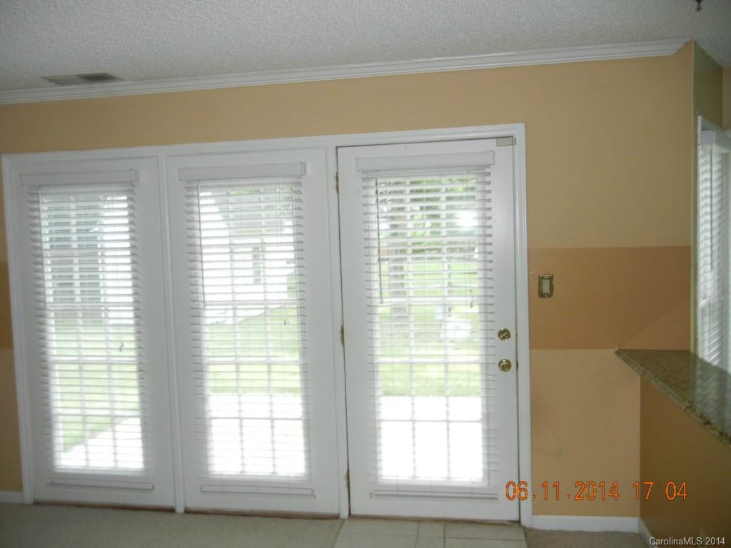 Brownes Ferry - Residential