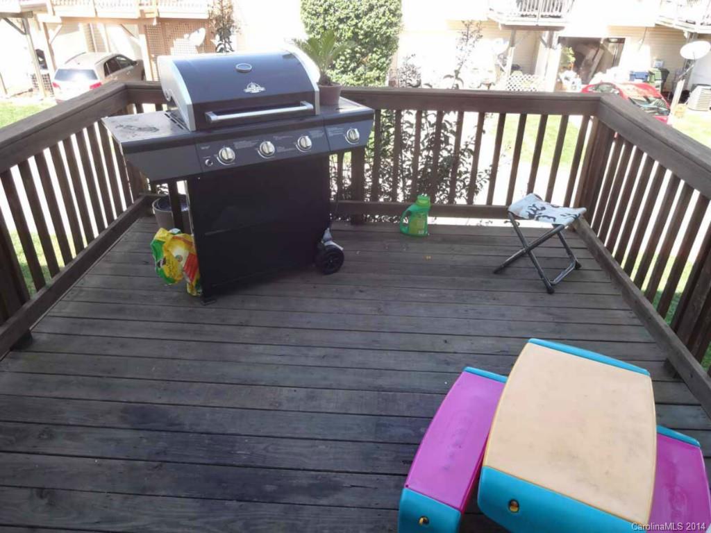 Oakhurst - Residential Lease