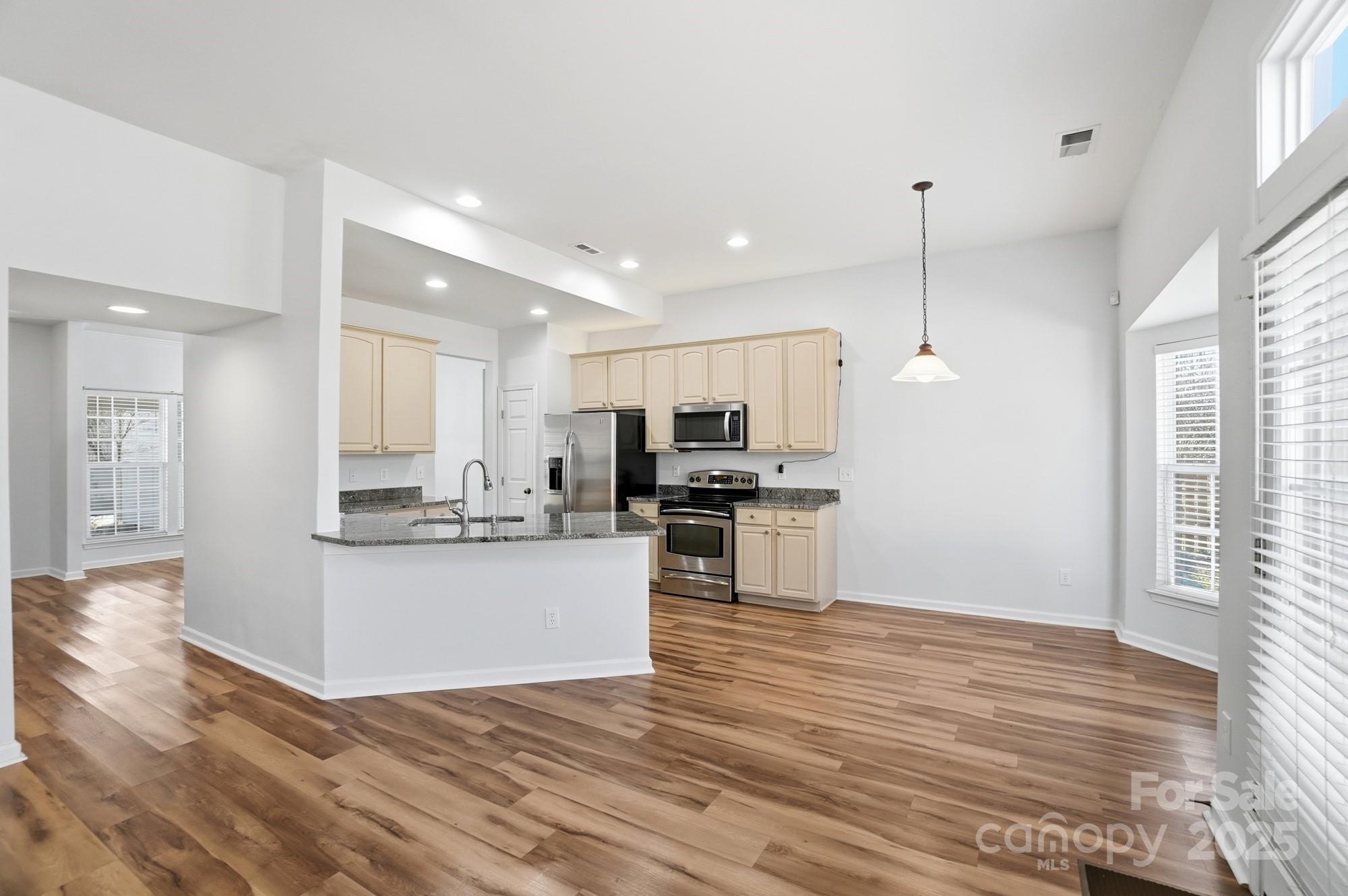 Autumn Cove at Lake Wylie - Residential