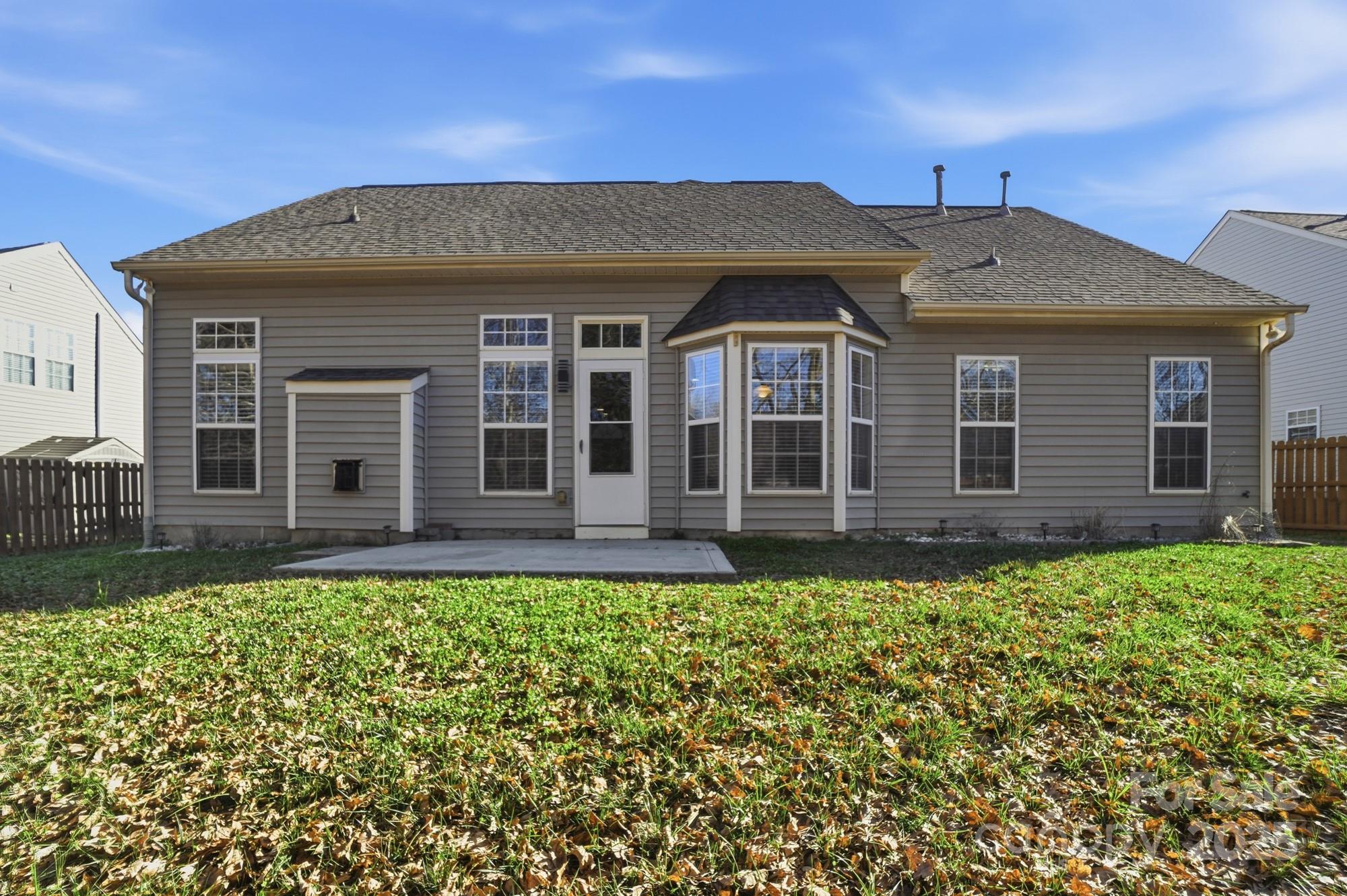 Autumn Cove at Lake Wylie - Residential