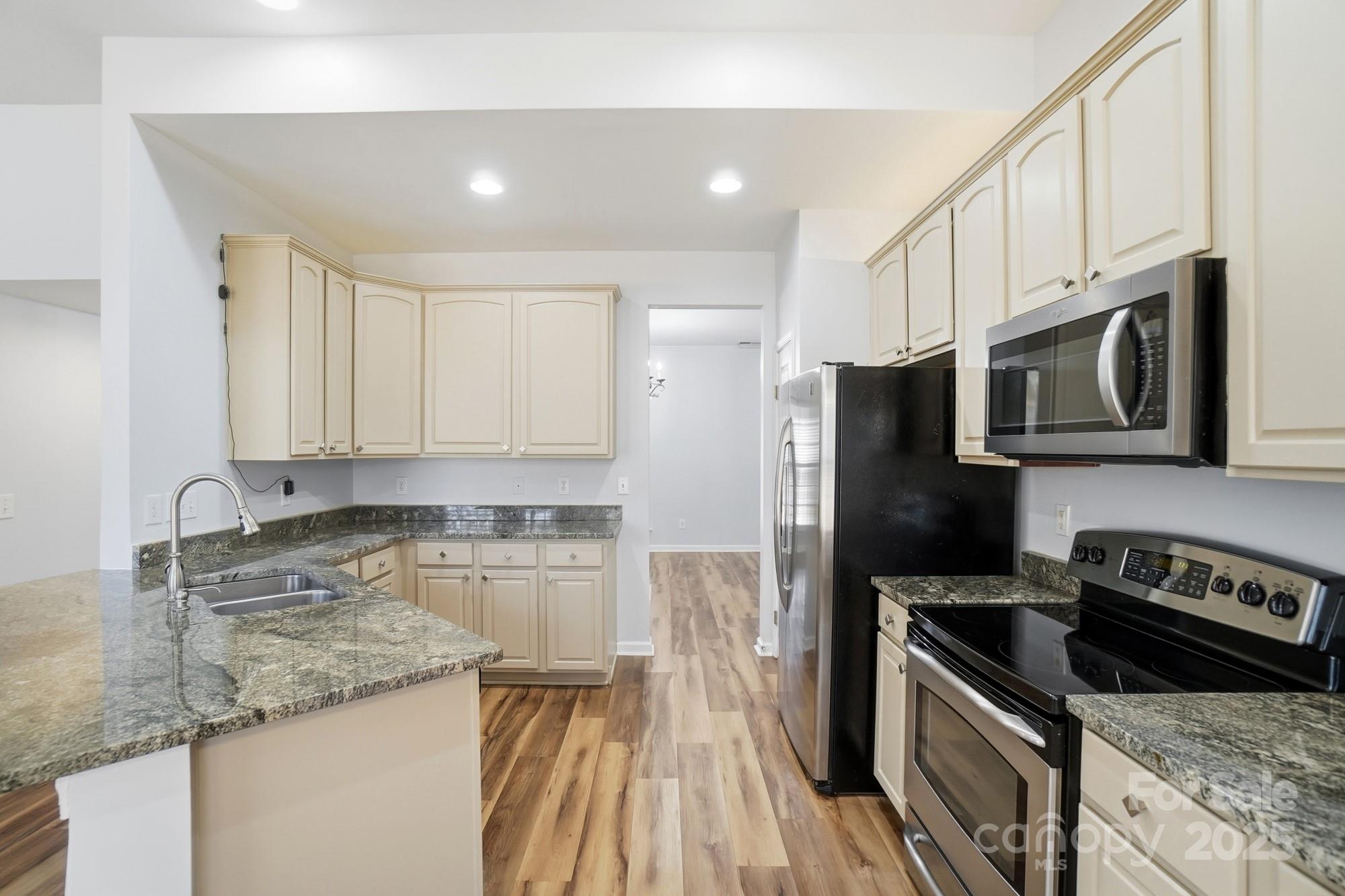 Autumn Cove at Lake Wylie - Residential