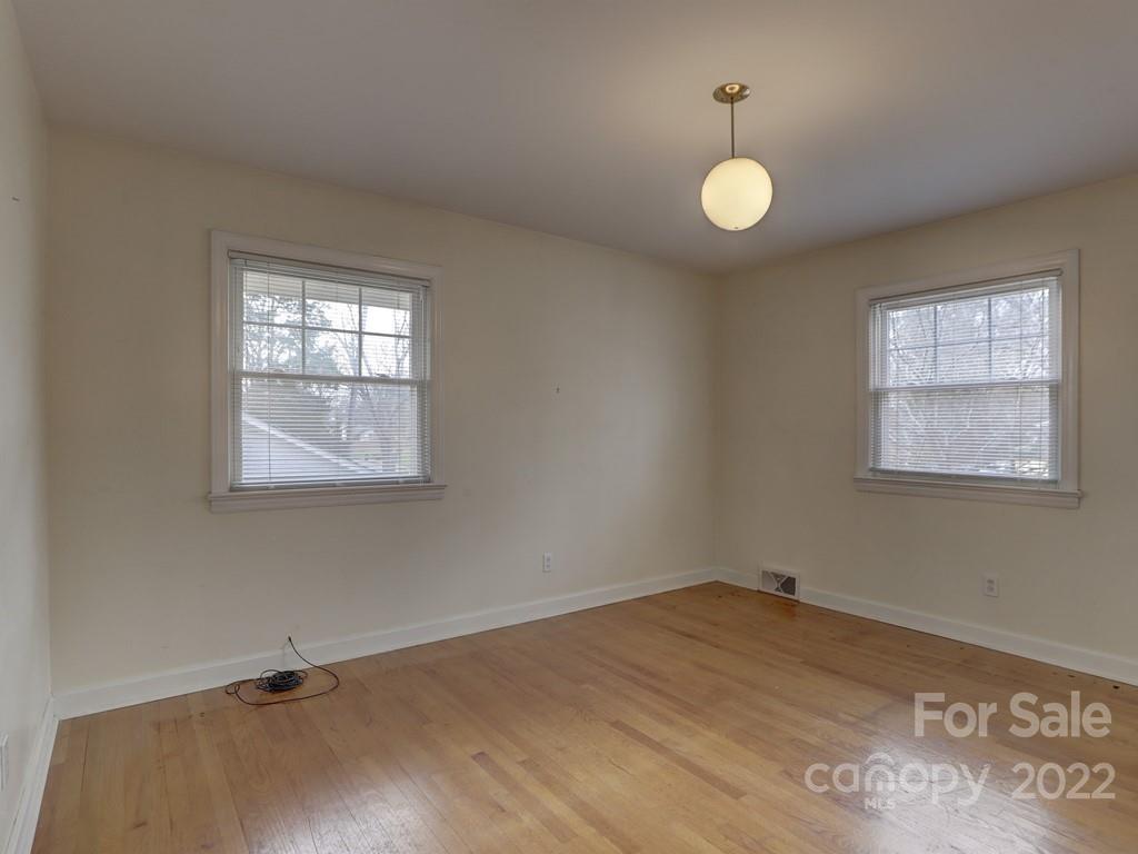 Lansdowne - Residential