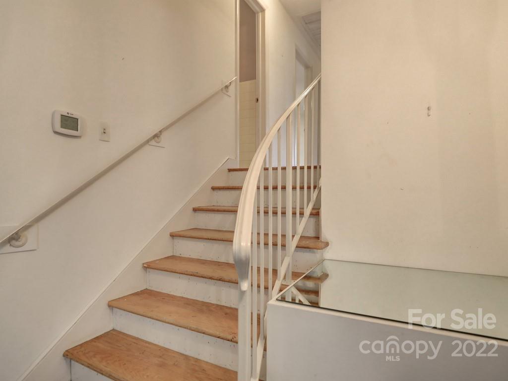 Lansdowne - Residential