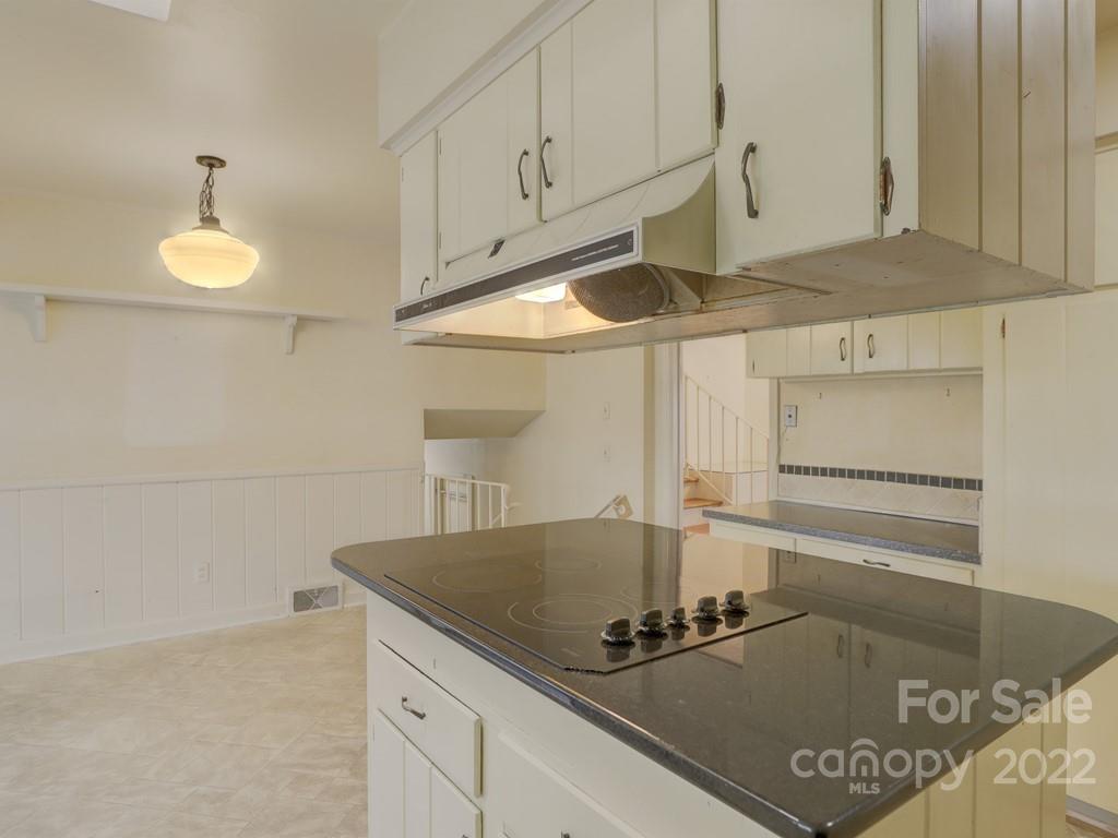 Lansdowne - Residential