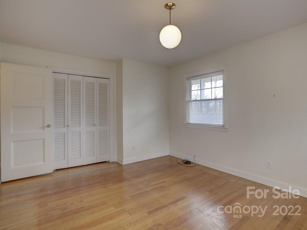 Lansdowne - Residential