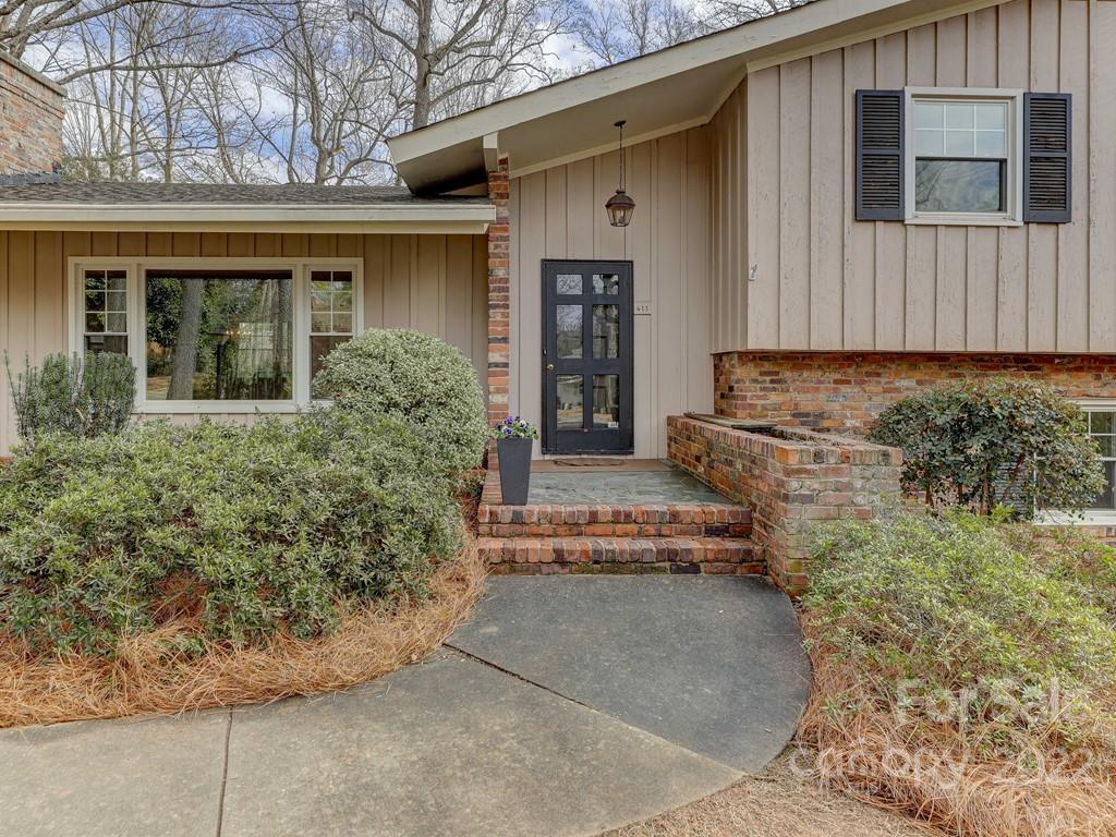 Lansdowne - Residential