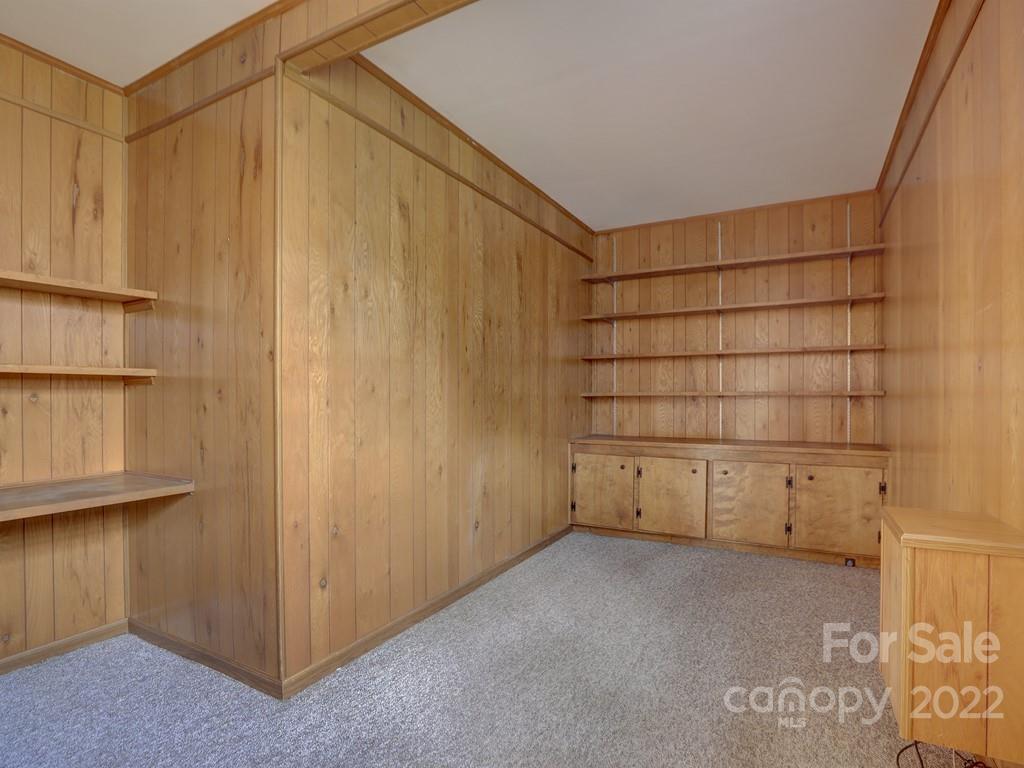 Lansdowne - Residential