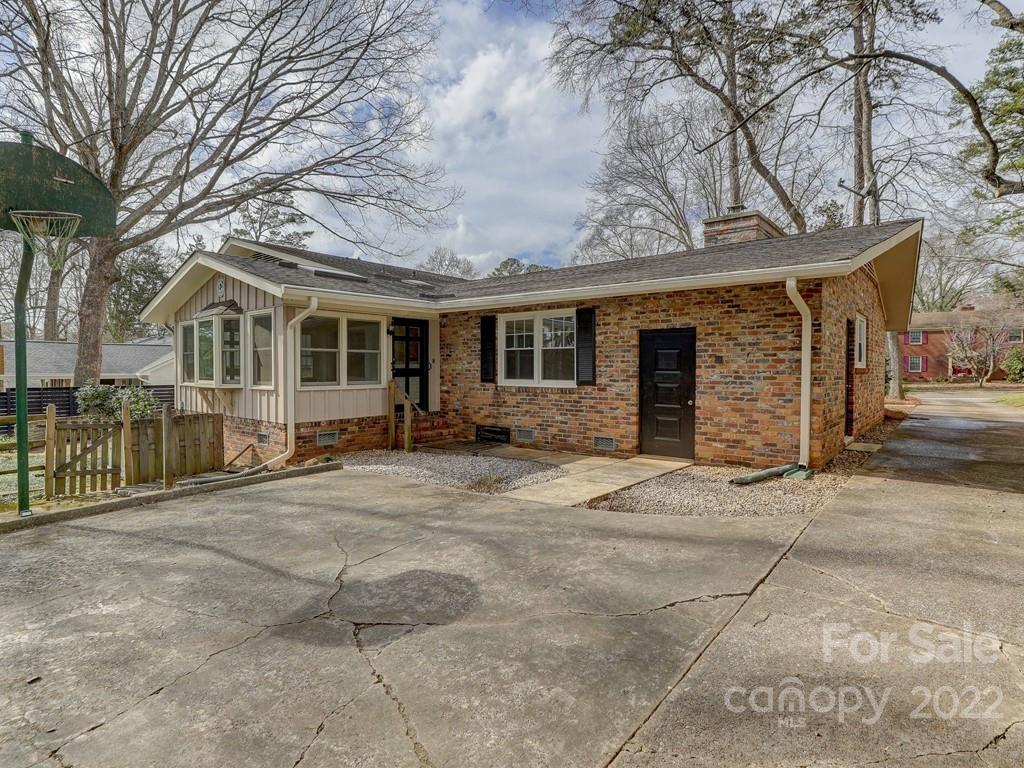 Lansdowne - Residential