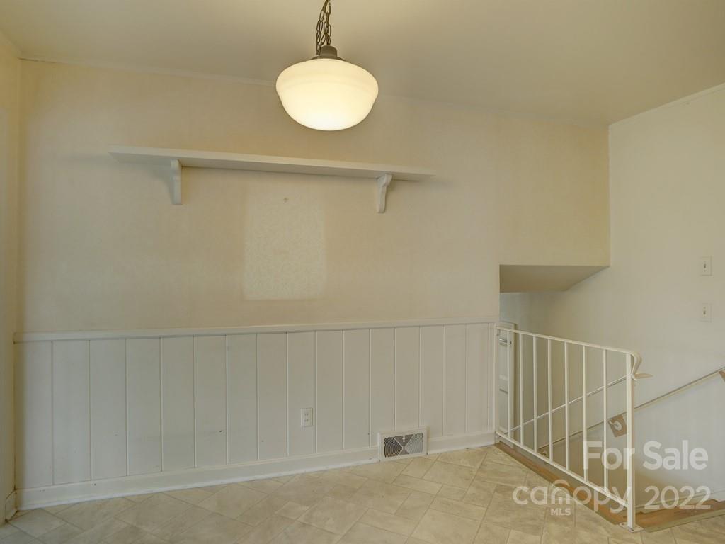 Lansdowne - Residential