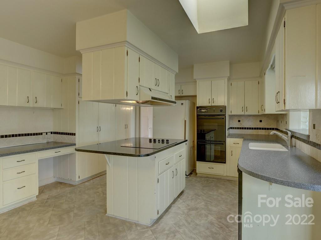 Lansdowne - Residential