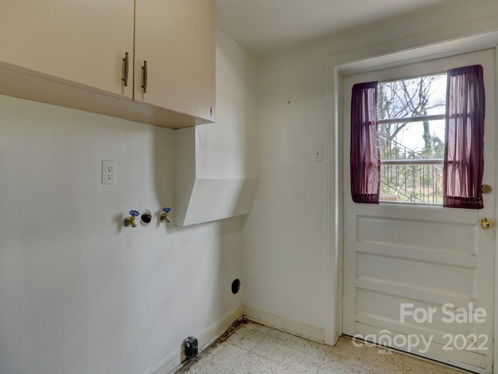 Lansdowne - Residential