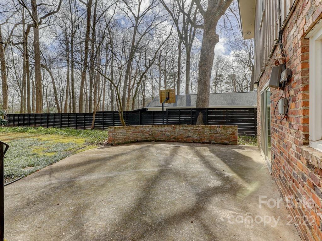 Lansdowne - Residential