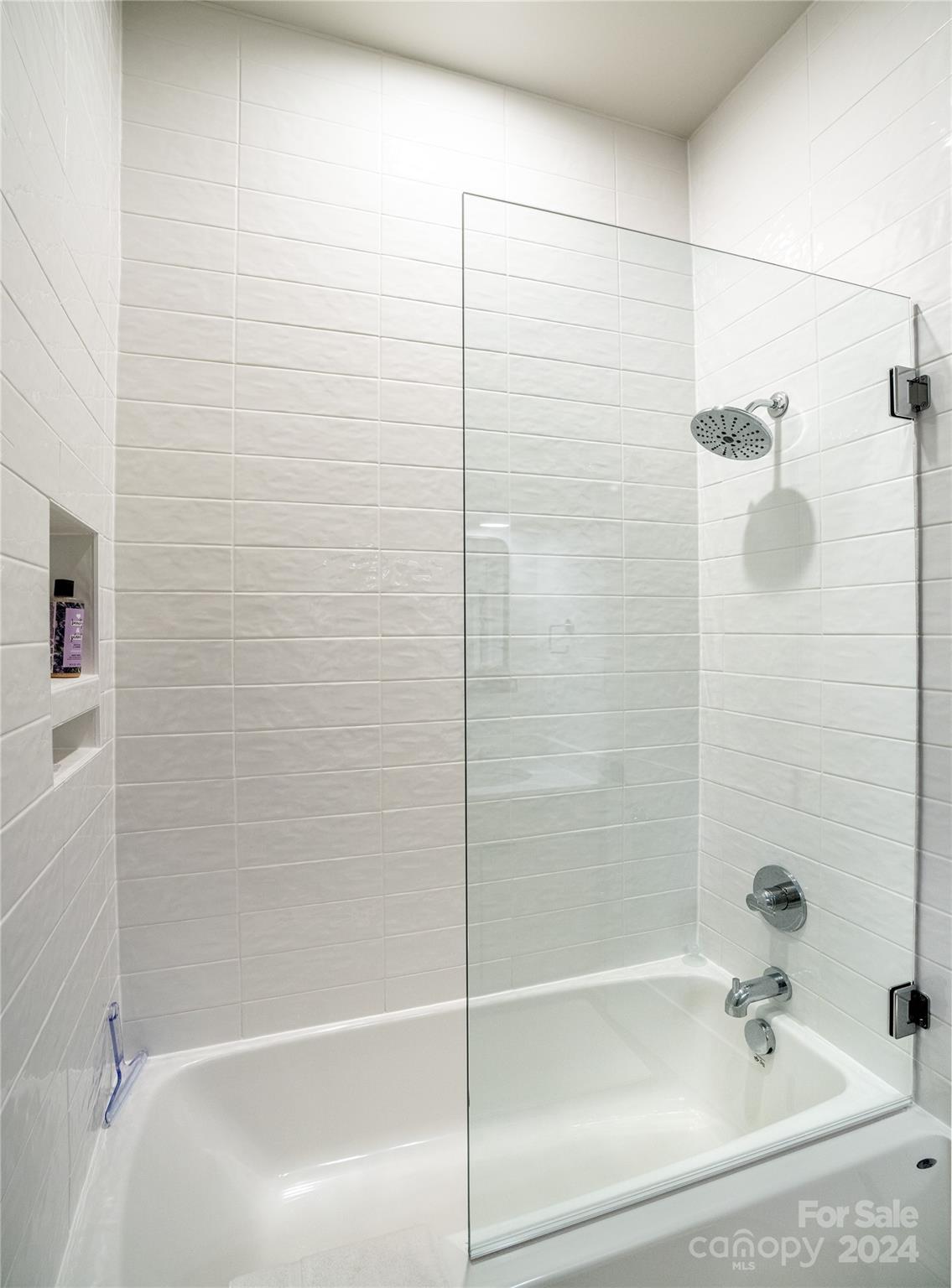 Lakeview Pointe - Residential