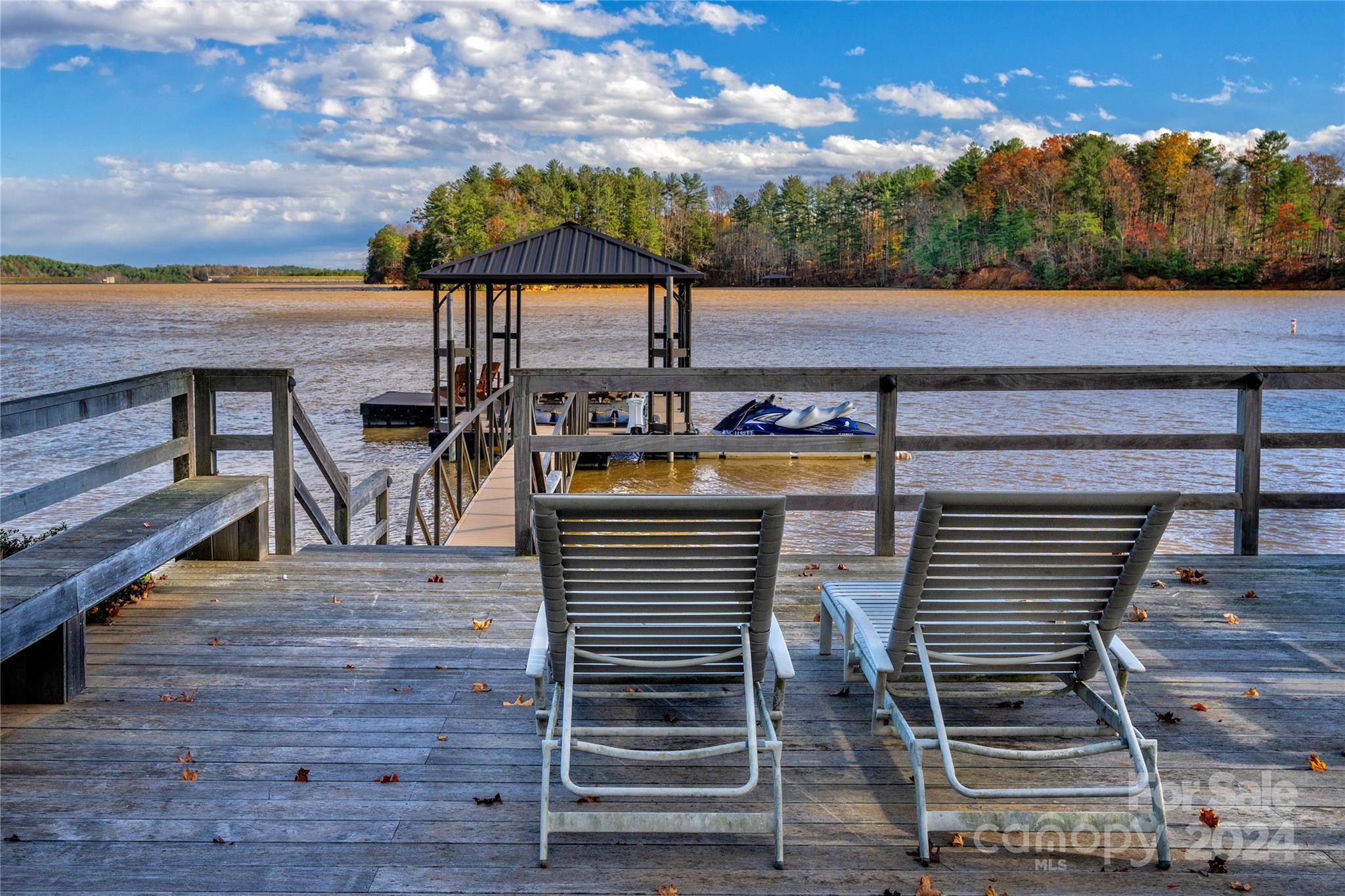 Lakeview Pointe - Residential