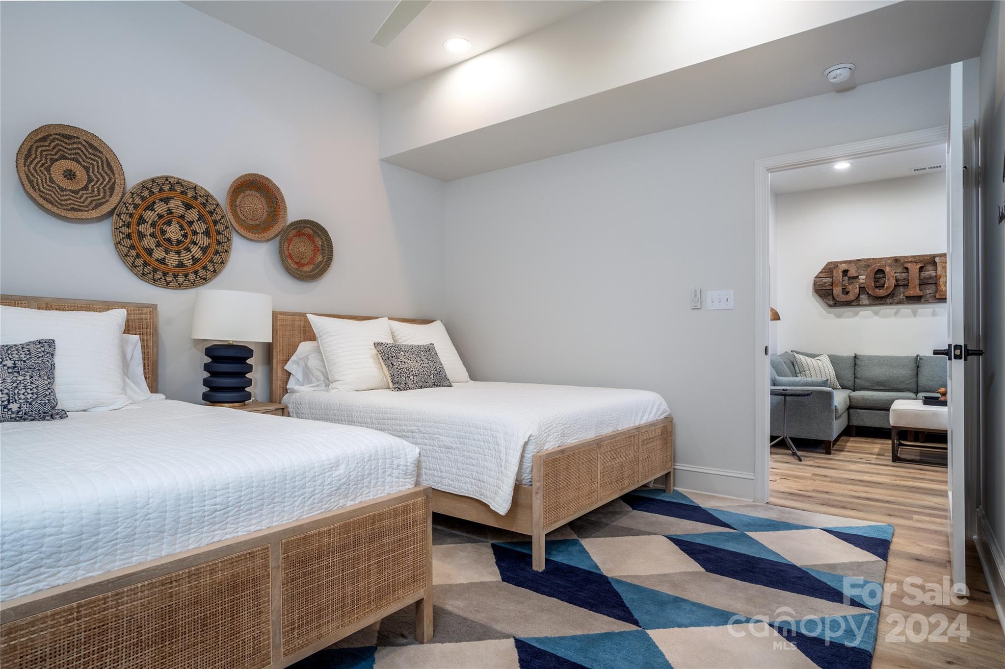 Lakeview Pointe - Residential