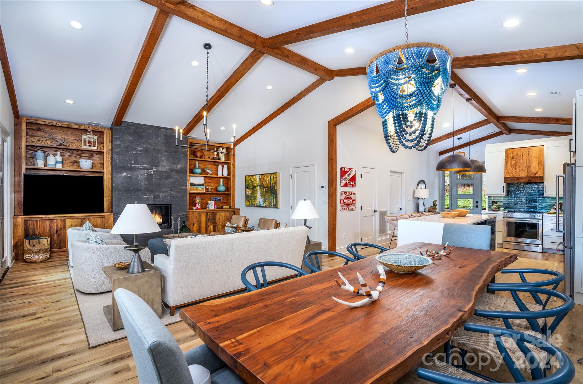 Lakeview Pointe - Residential