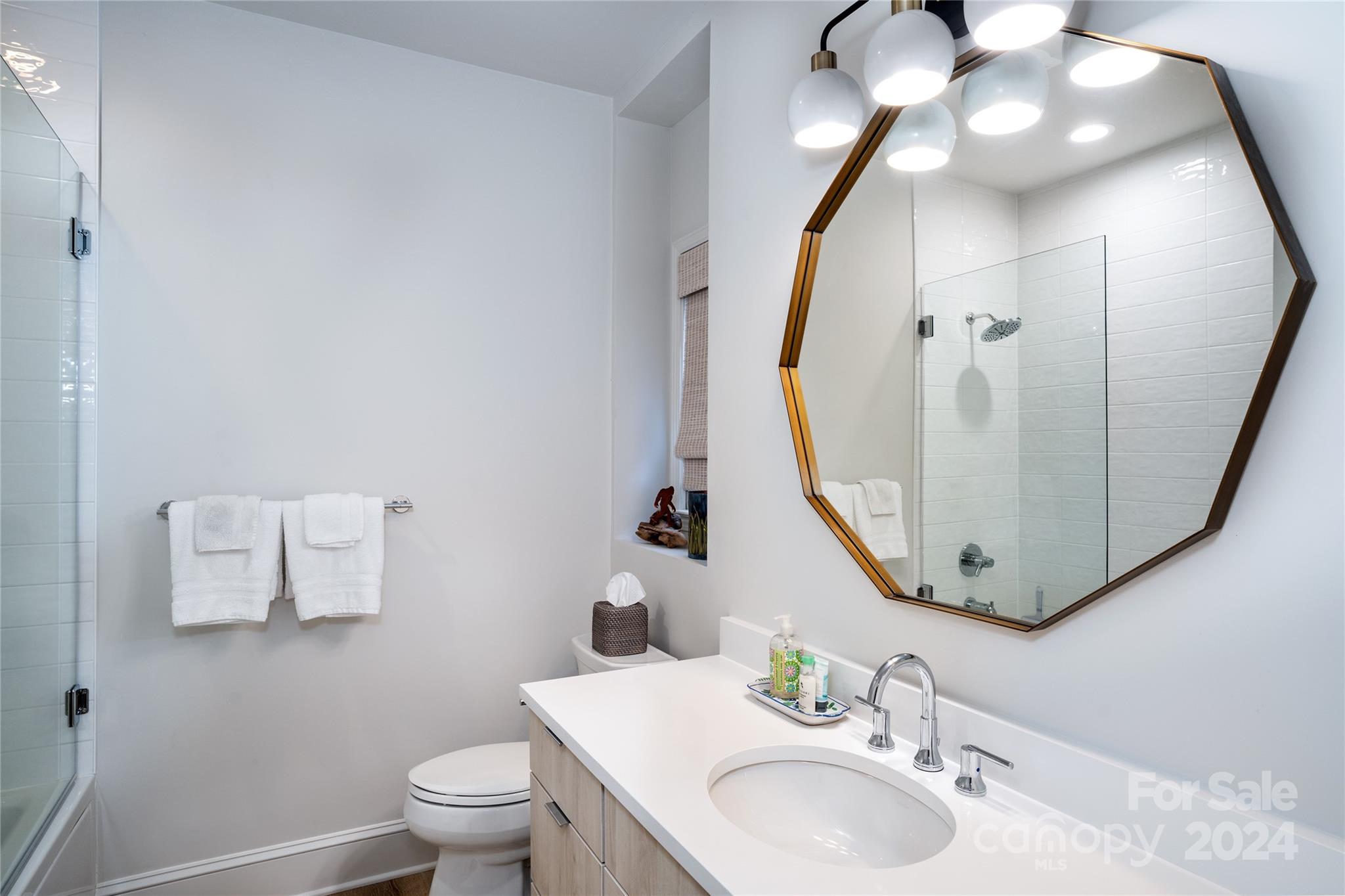 Lakeview Pointe - Residential