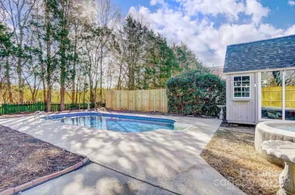 Loren Farms - Residential Lease