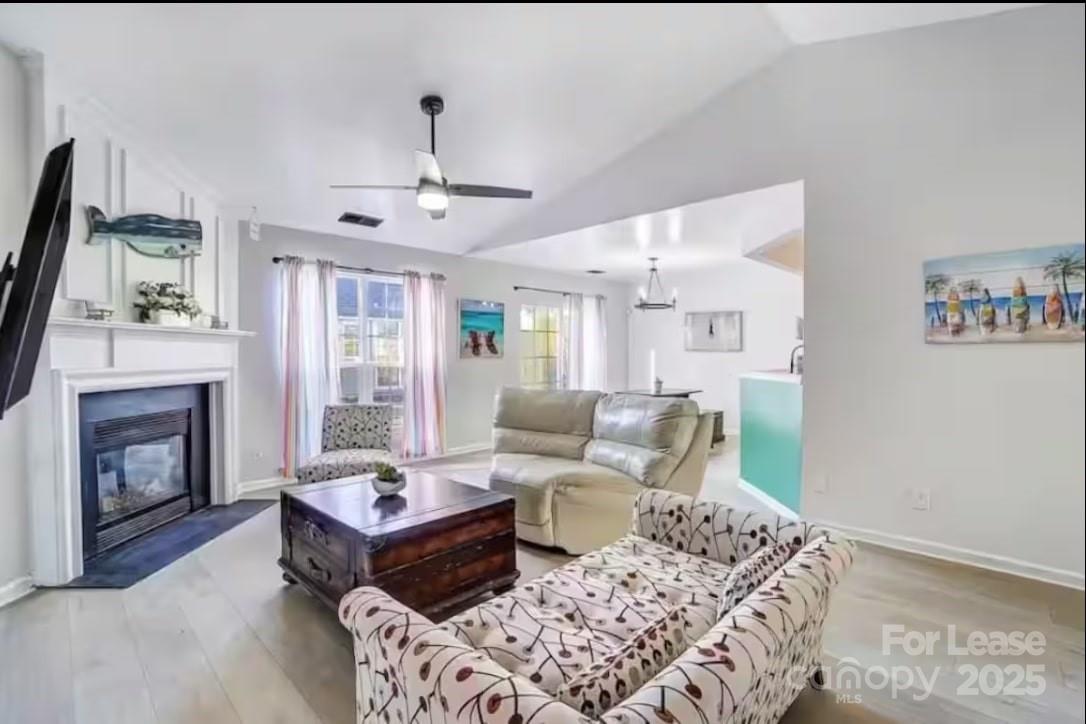 Loren Farms - Residential Lease