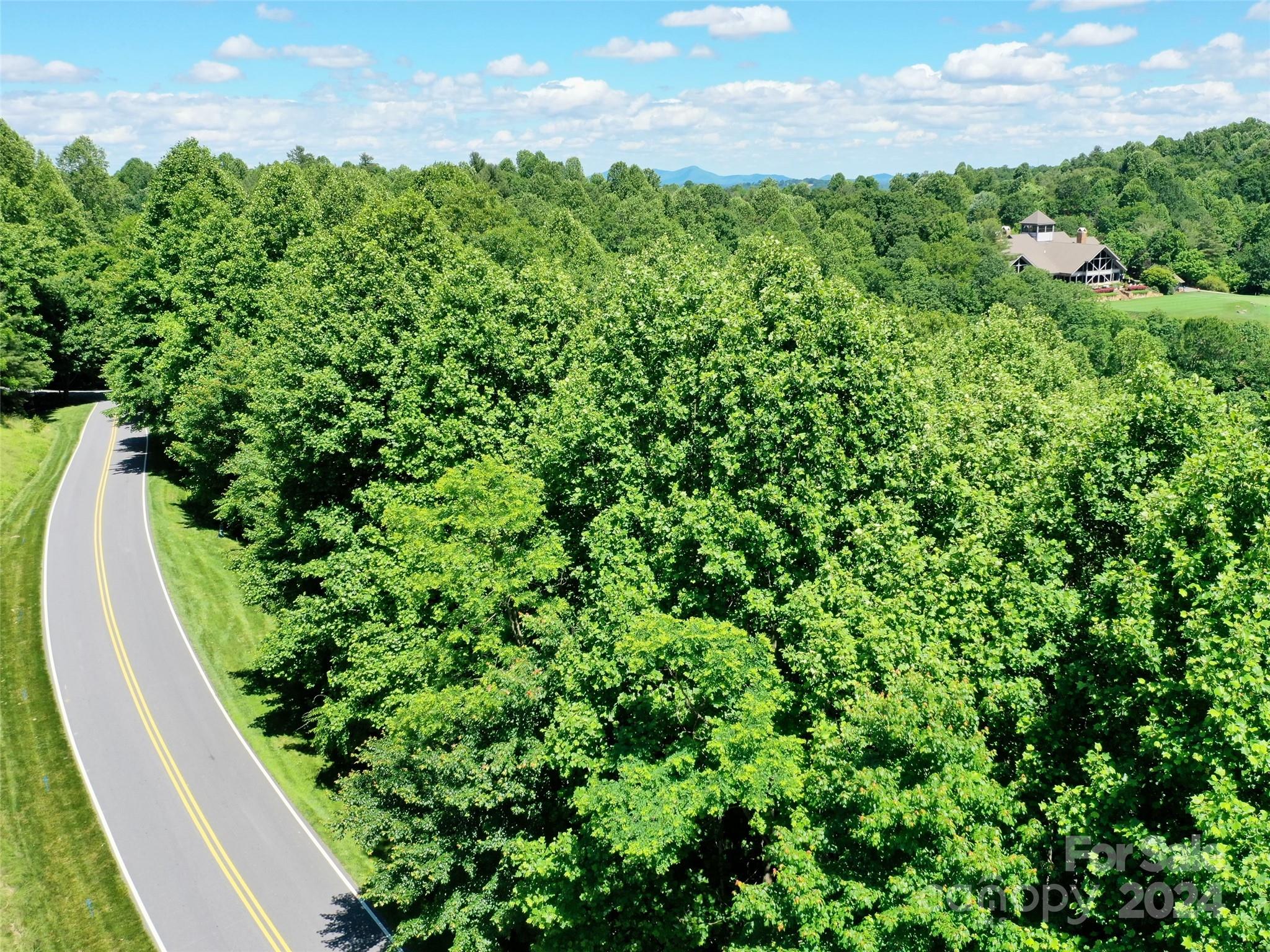 Champion Hills - Land