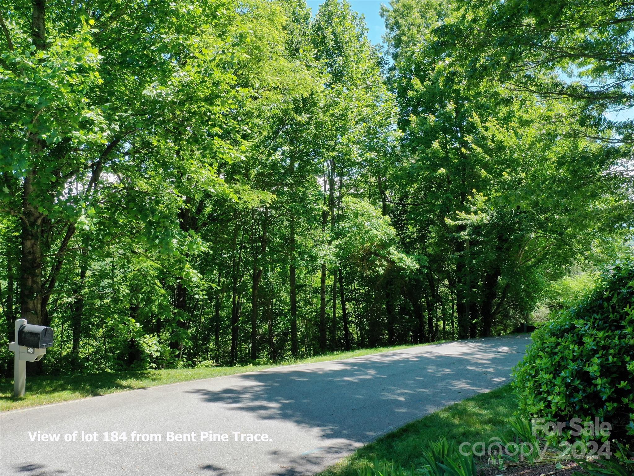 Champion Hills - Land