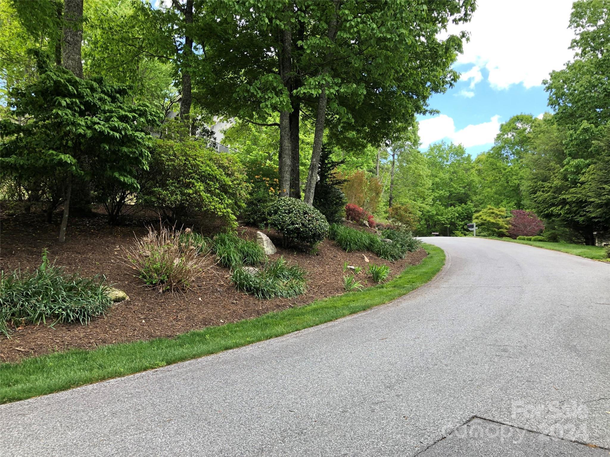 Champion Hills - Land