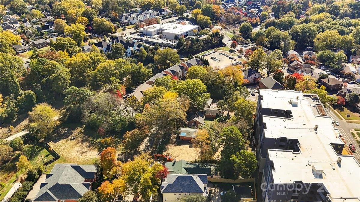 1645 Lombardy Circle