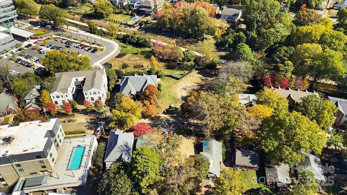 1645 Lombardy Circle