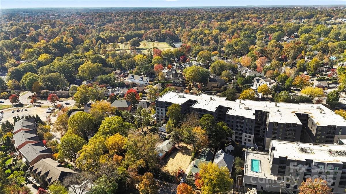 1645 Lombardy Circle