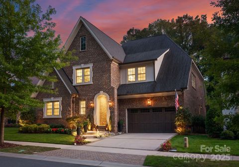 4611 Harper Court Charlotte NC 28210