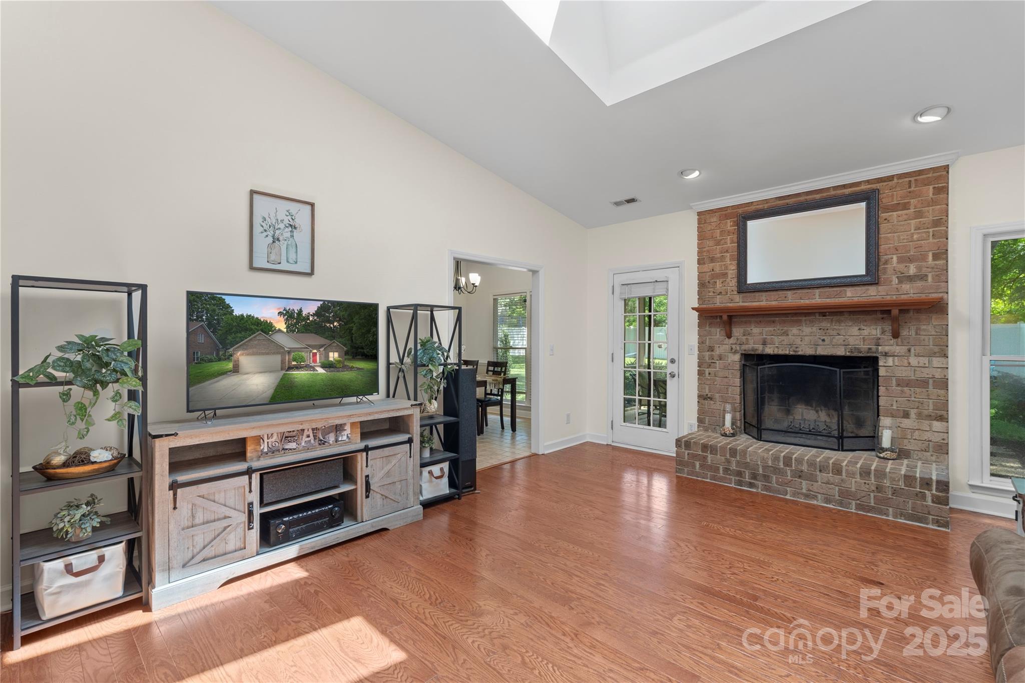 Winghurst - Residential