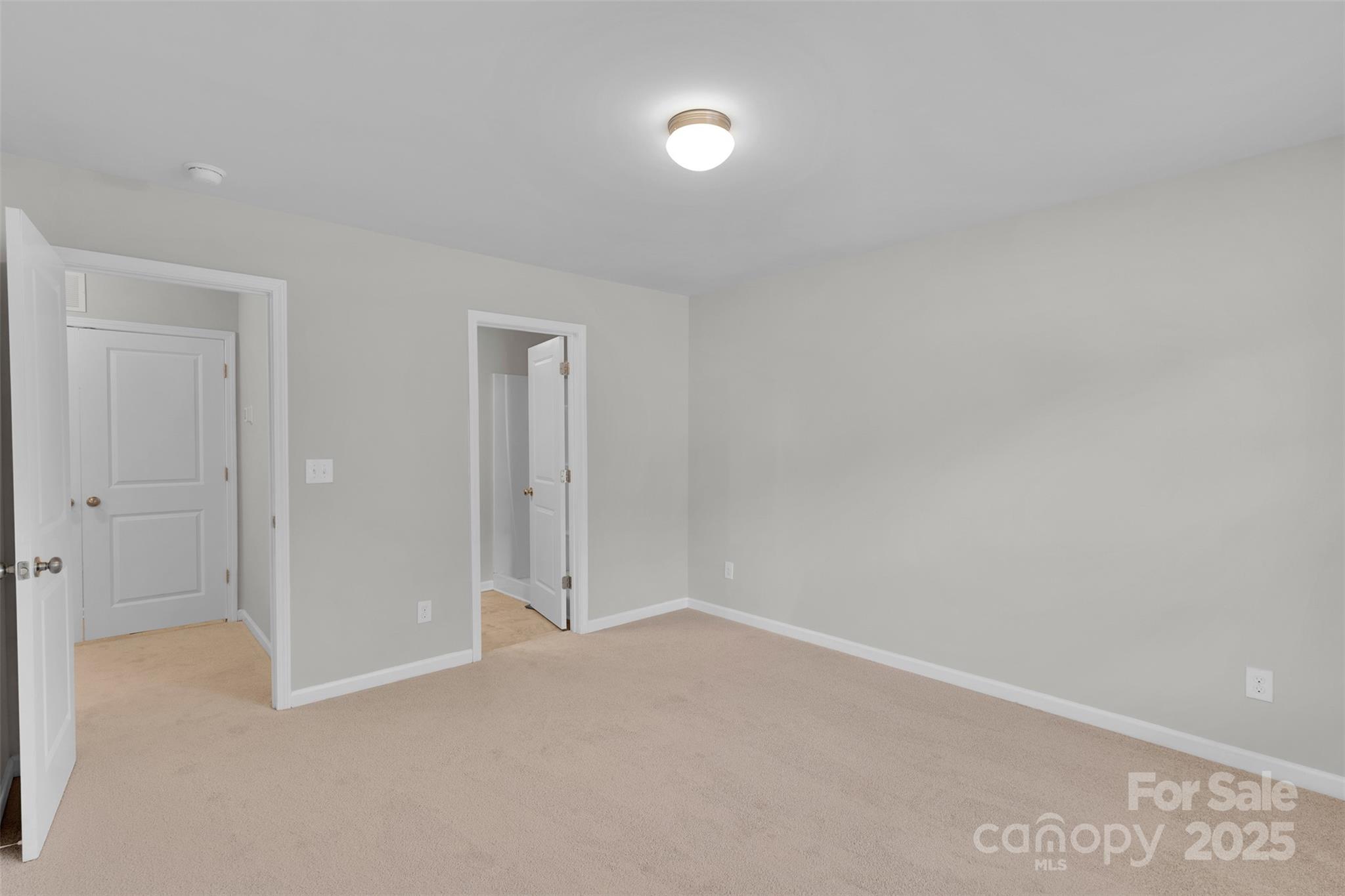 The Village at Grants Creek - Residential