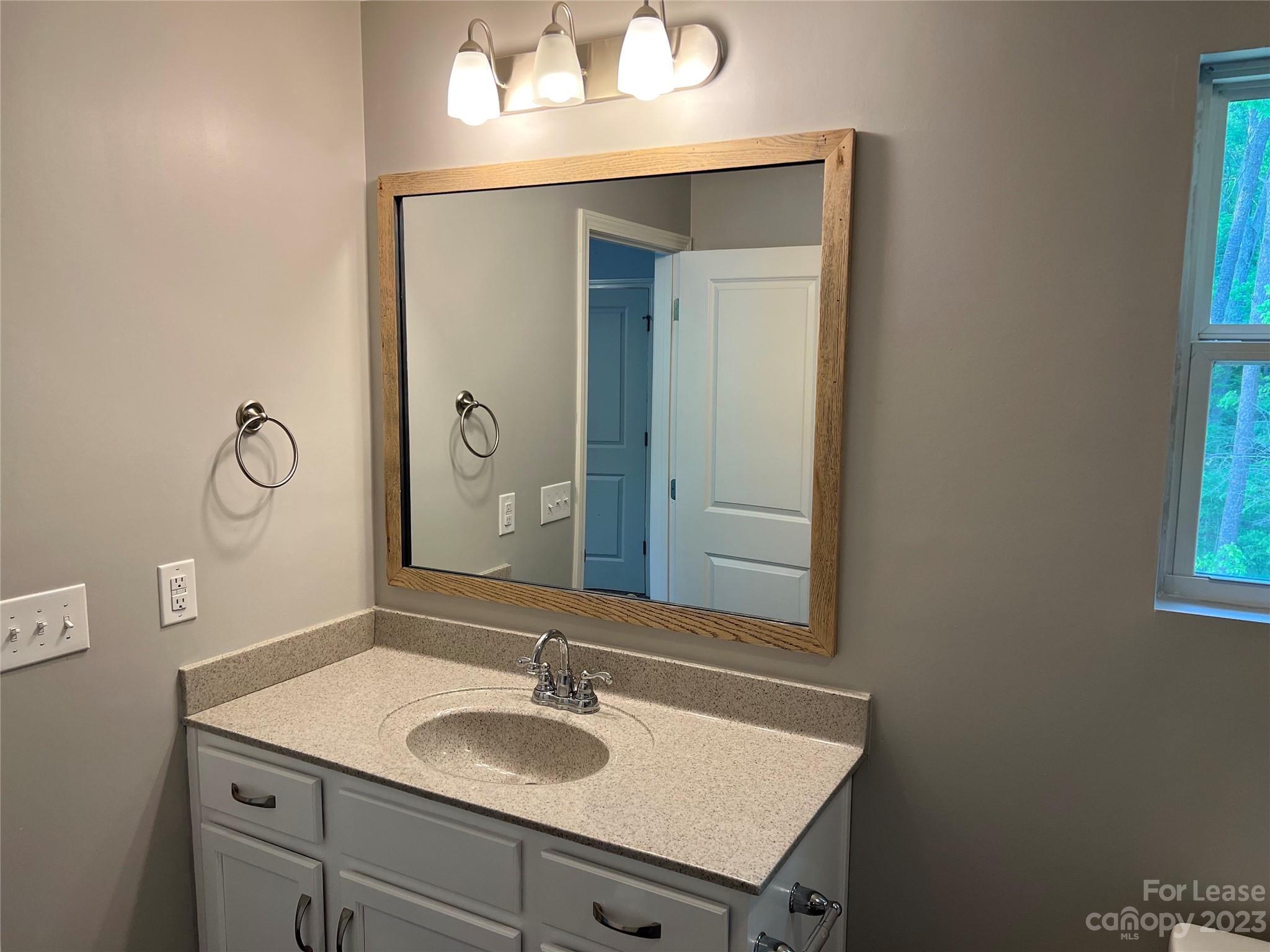 Fox Creek - Residential Lease