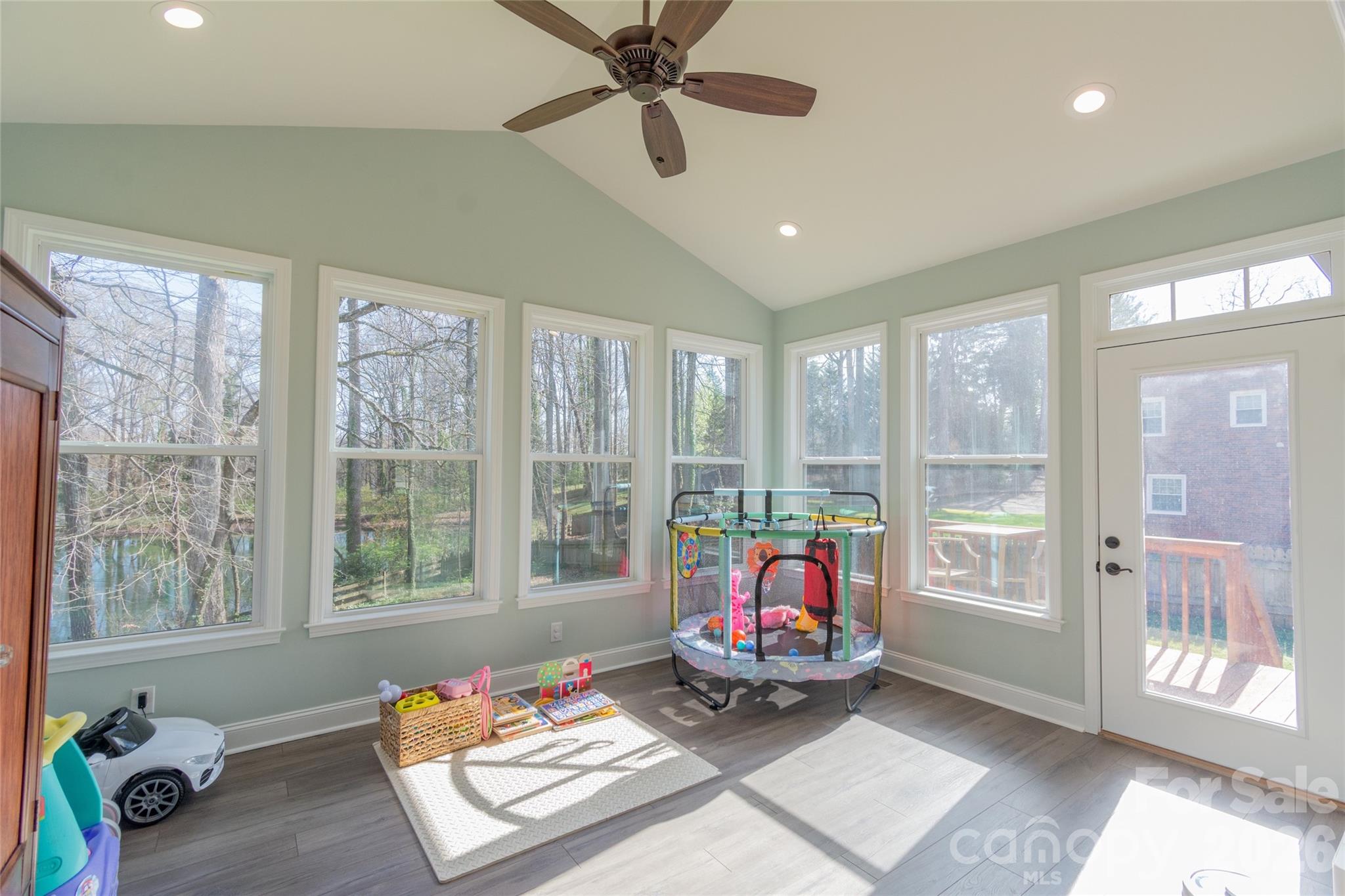 Meadowbrook - Residential