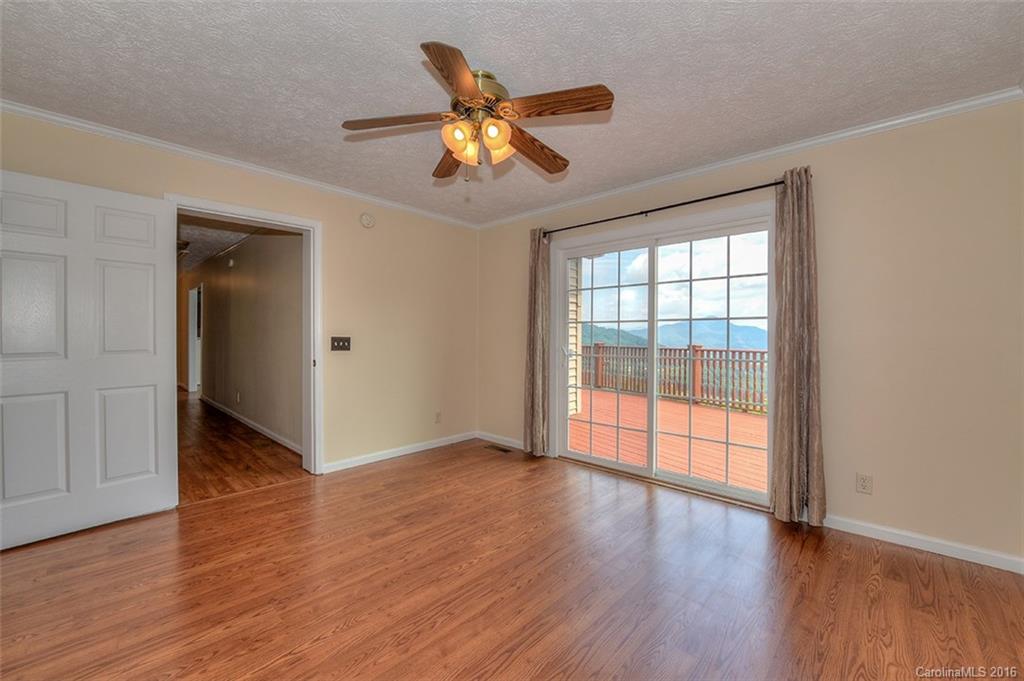 Hawk Mountain - Residential