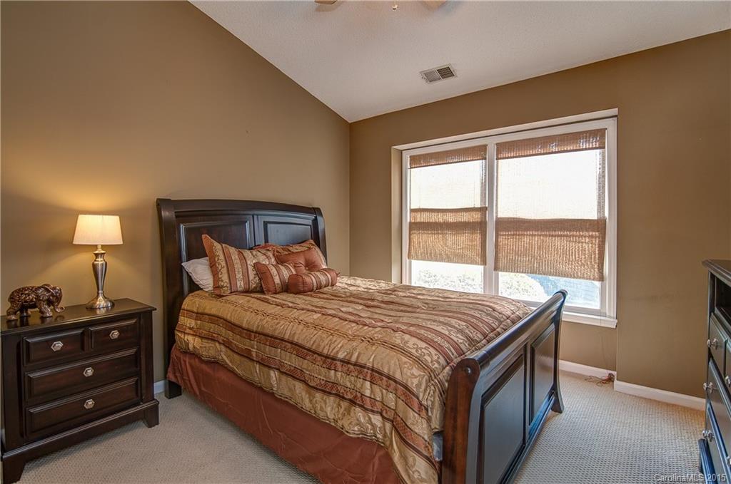 Gates At Quail Hollow - Residential