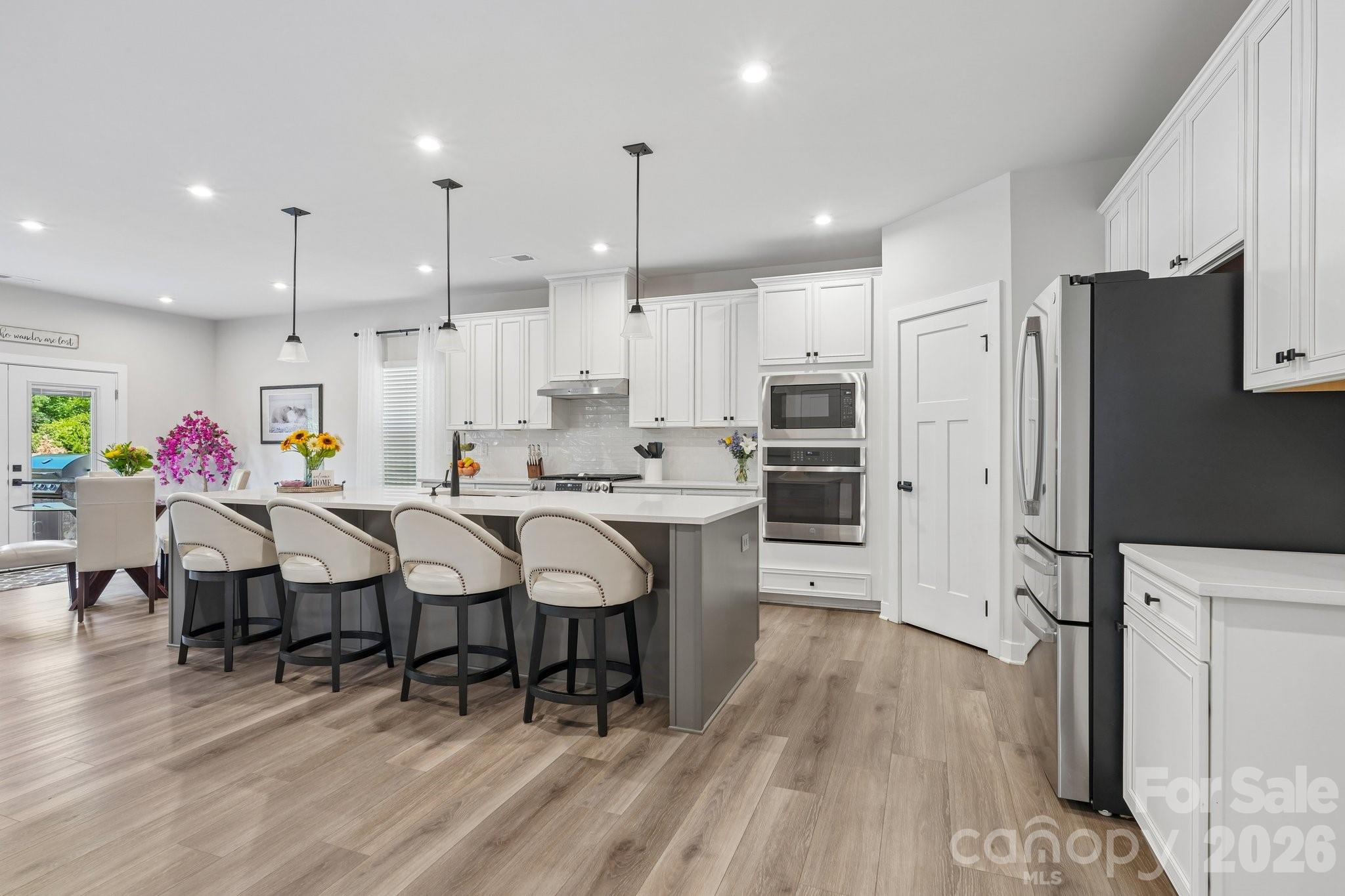 SPRINGSHIRE CREEK - Residential