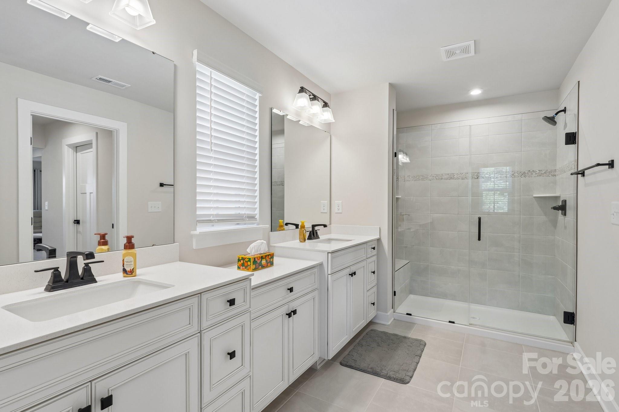 SPRINGSHIRE CREEK - Residential