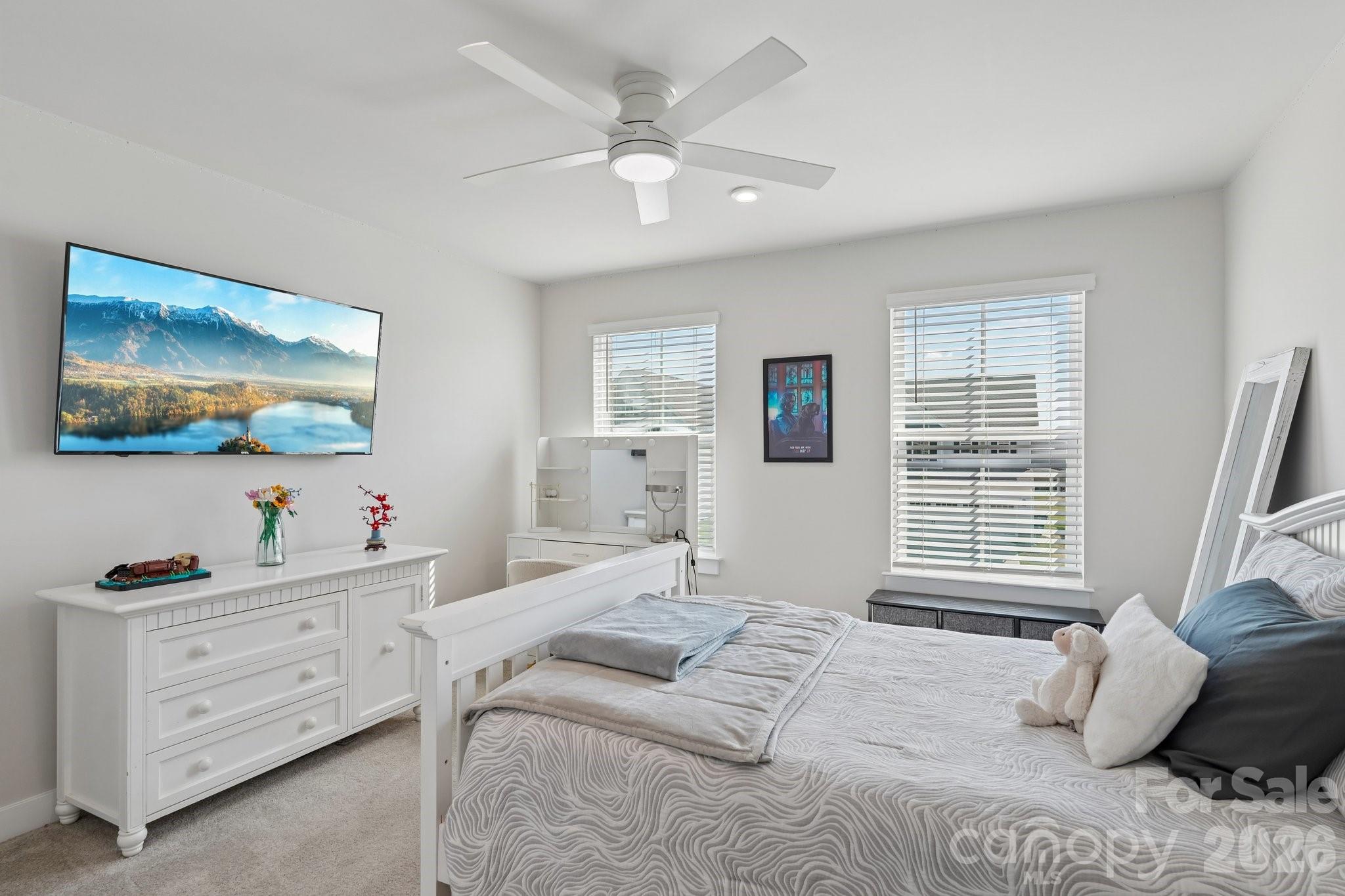 SPRINGSHIRE CREEK - Residential