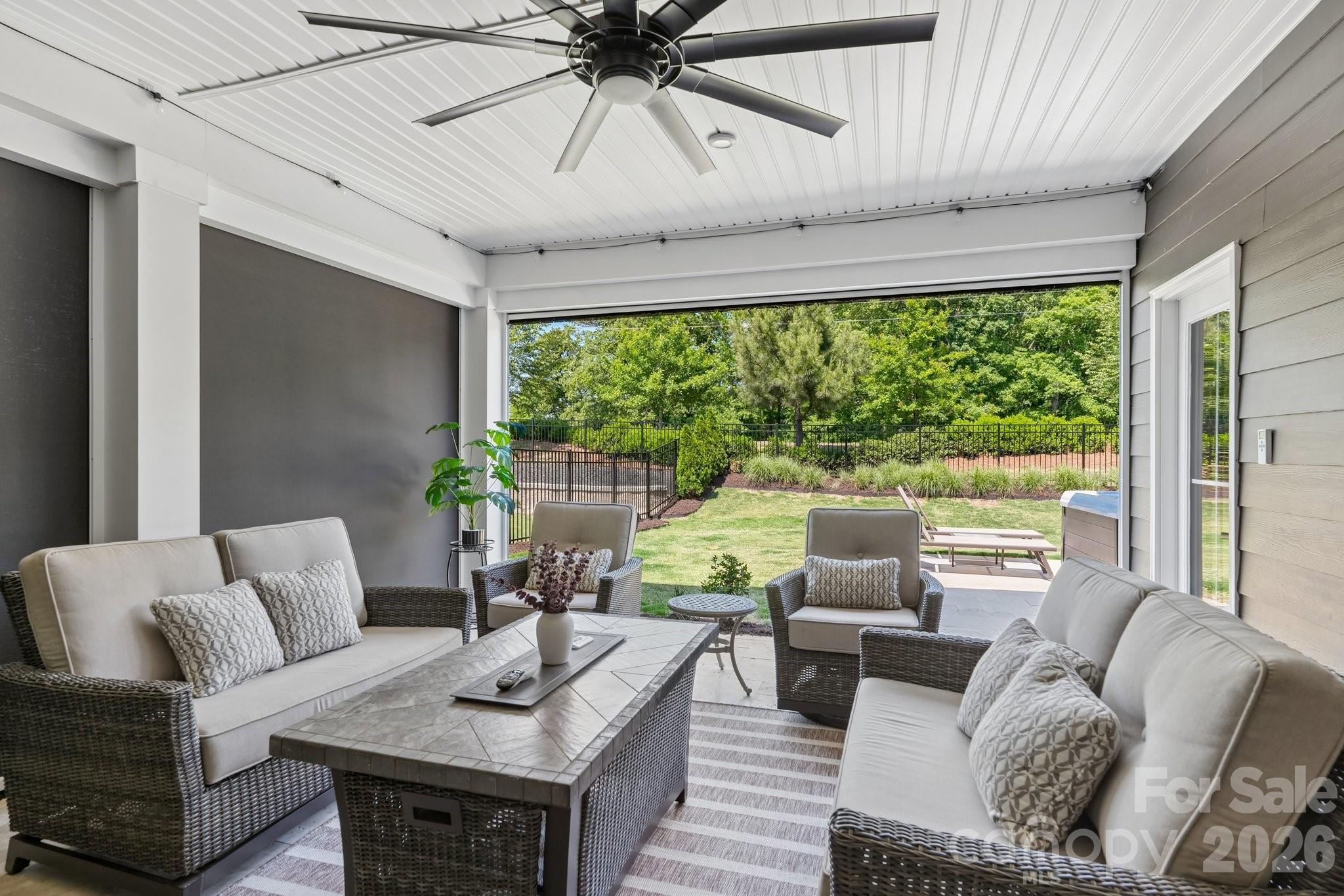 SPRINGSHIRE CREEK - Residential